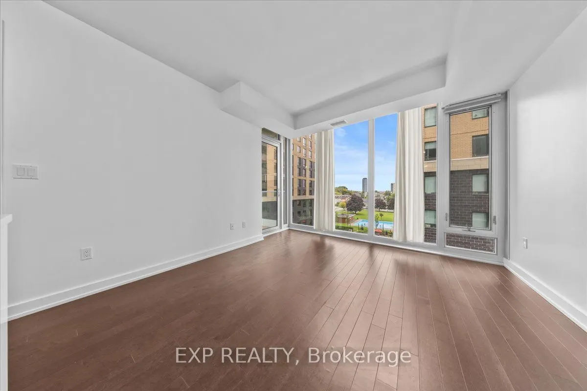 111 Champagne Avenue S #406