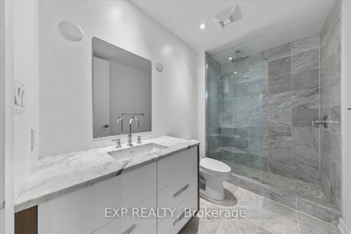 111 Champagne Avenue S #406