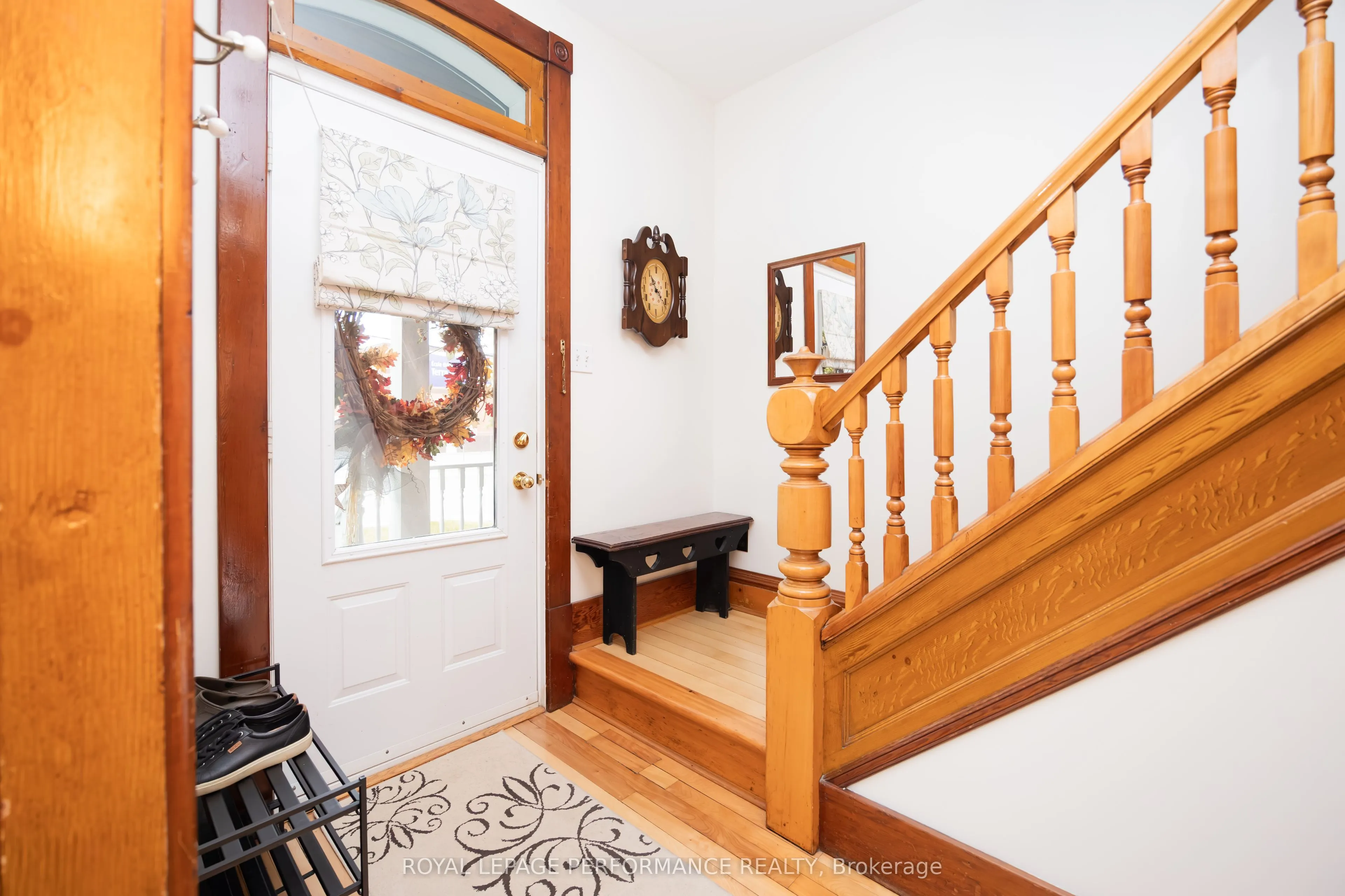 174 Main Street S