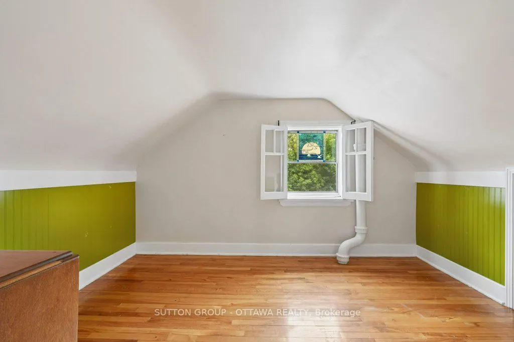 23 Pinehurst Avenue