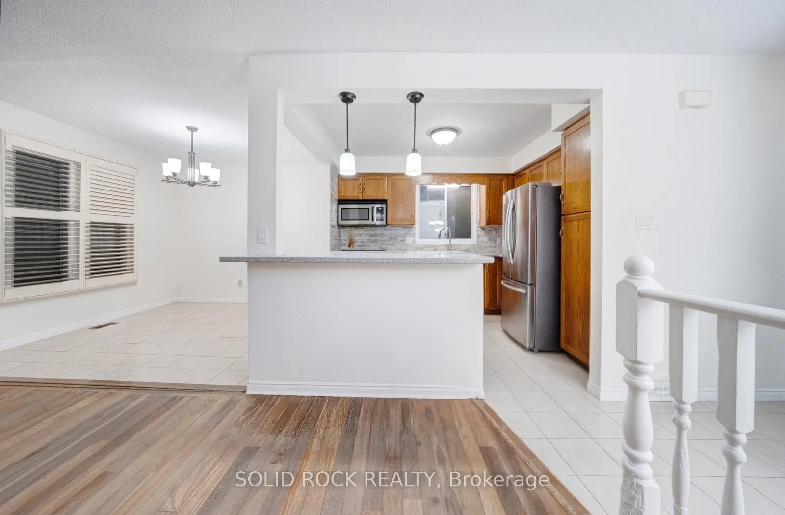 3929 Vineyard Crescent