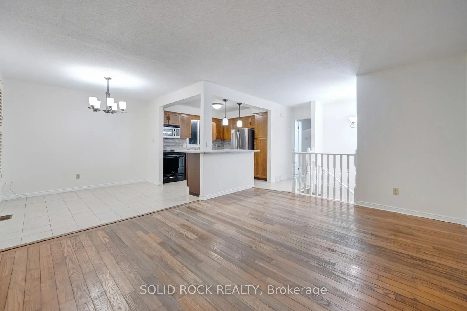 3929 Vineyard Crescent