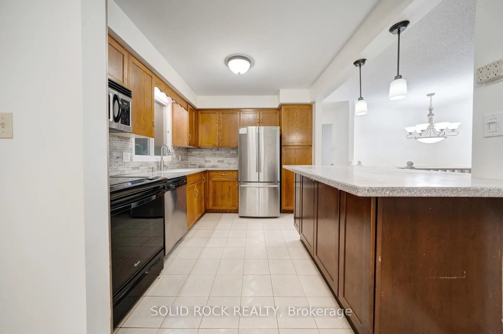 3929 Vineyard Crescent