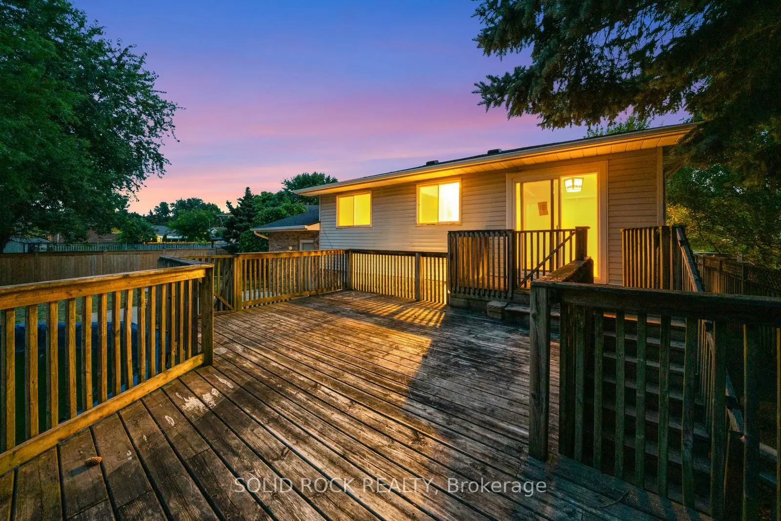 3929 Vineyard Crescent