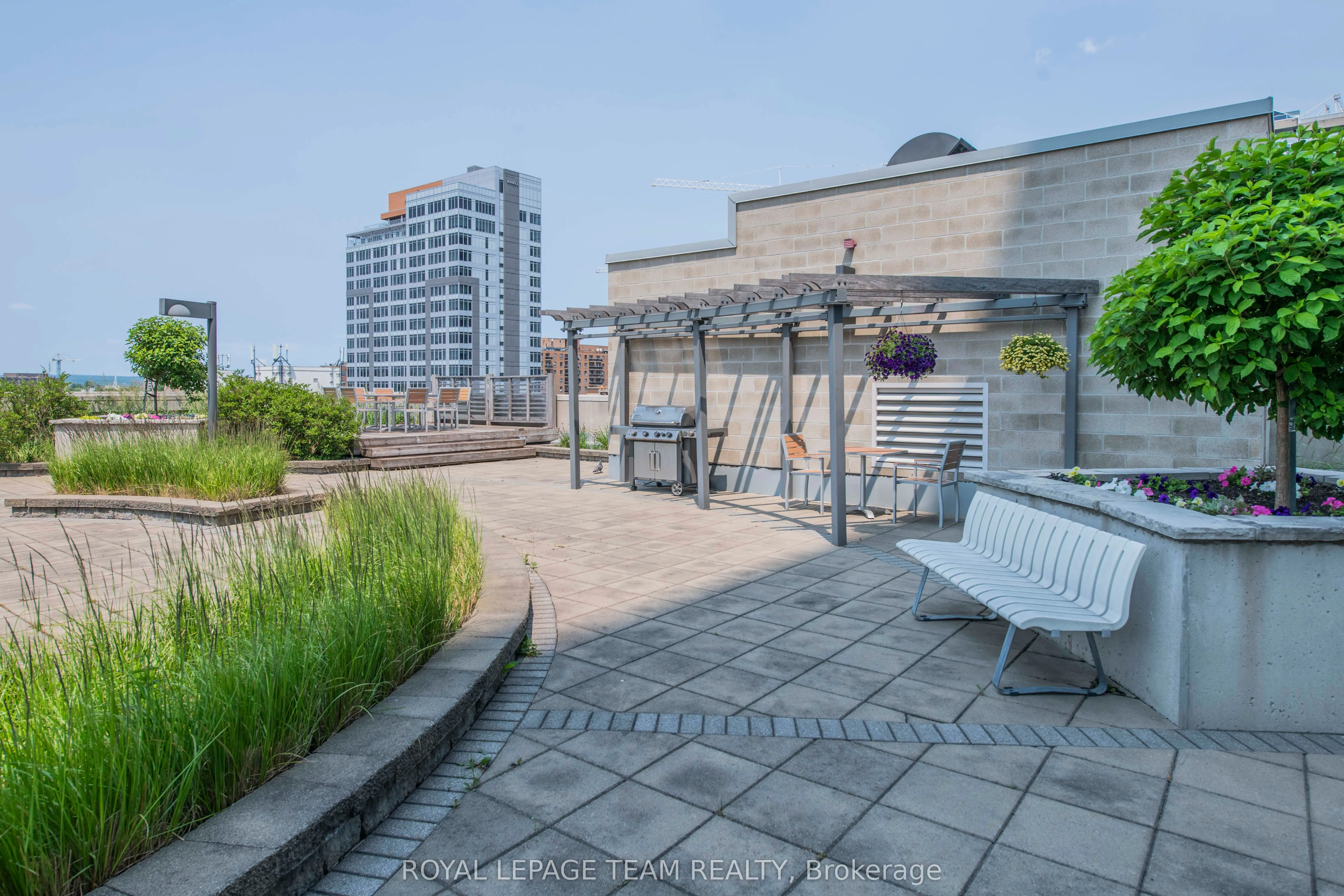 90 George Street #1307