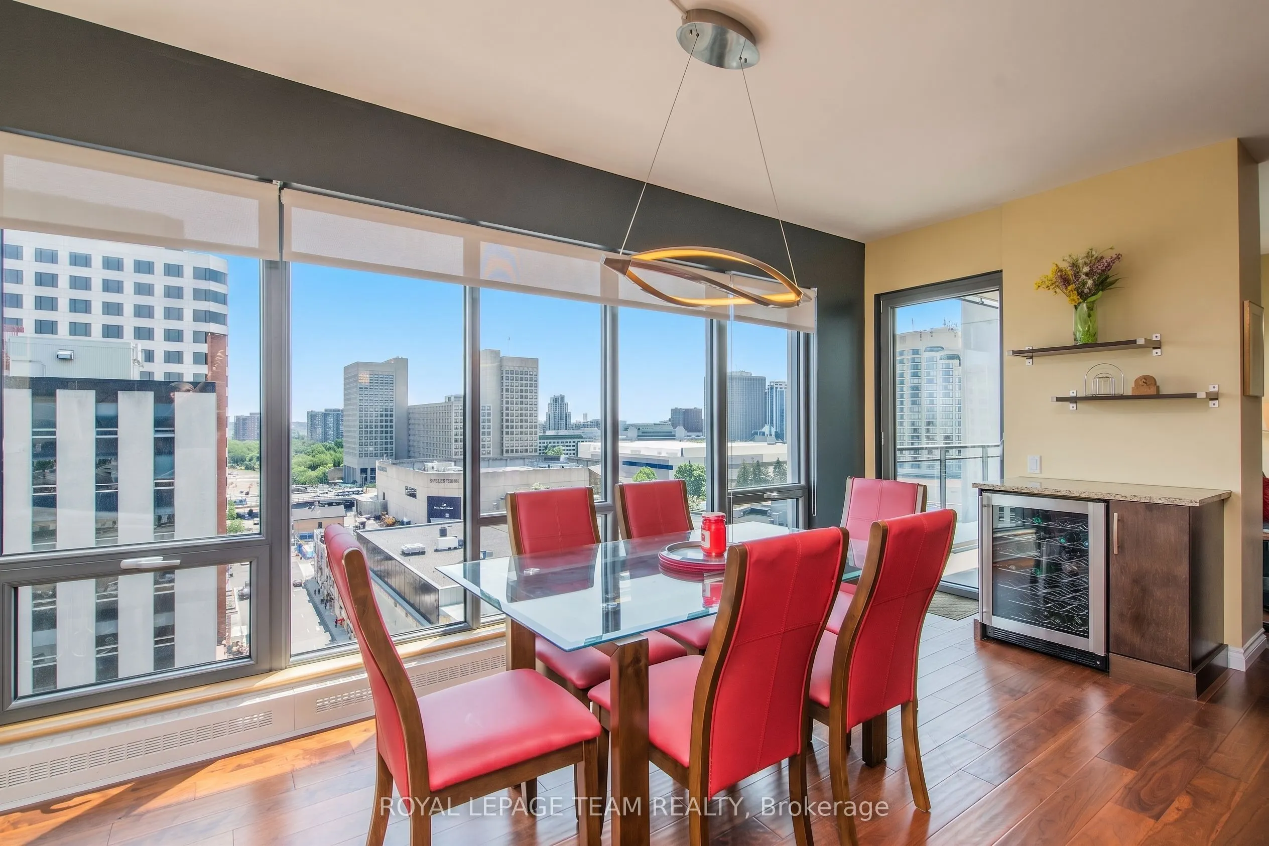 90 George Street #1307