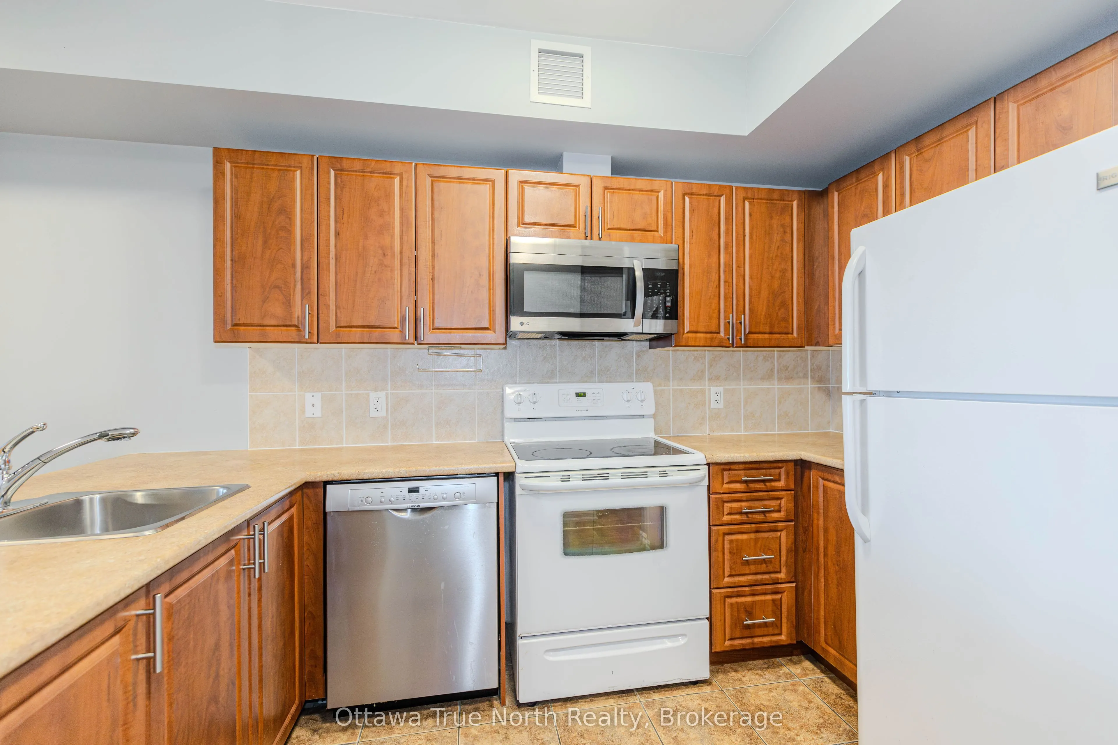 234 Rideau Street #1903