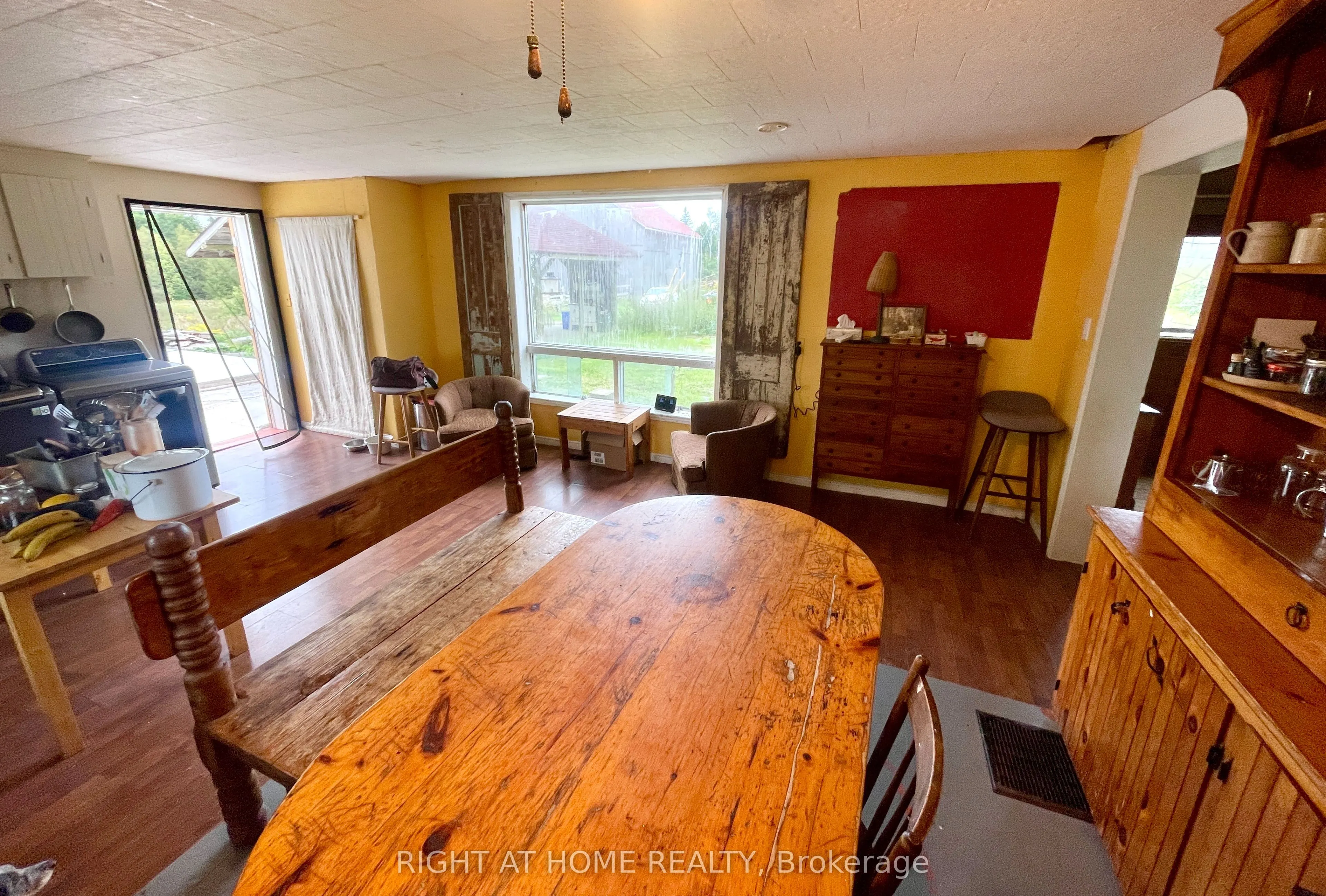 143 Concession 14 Road E