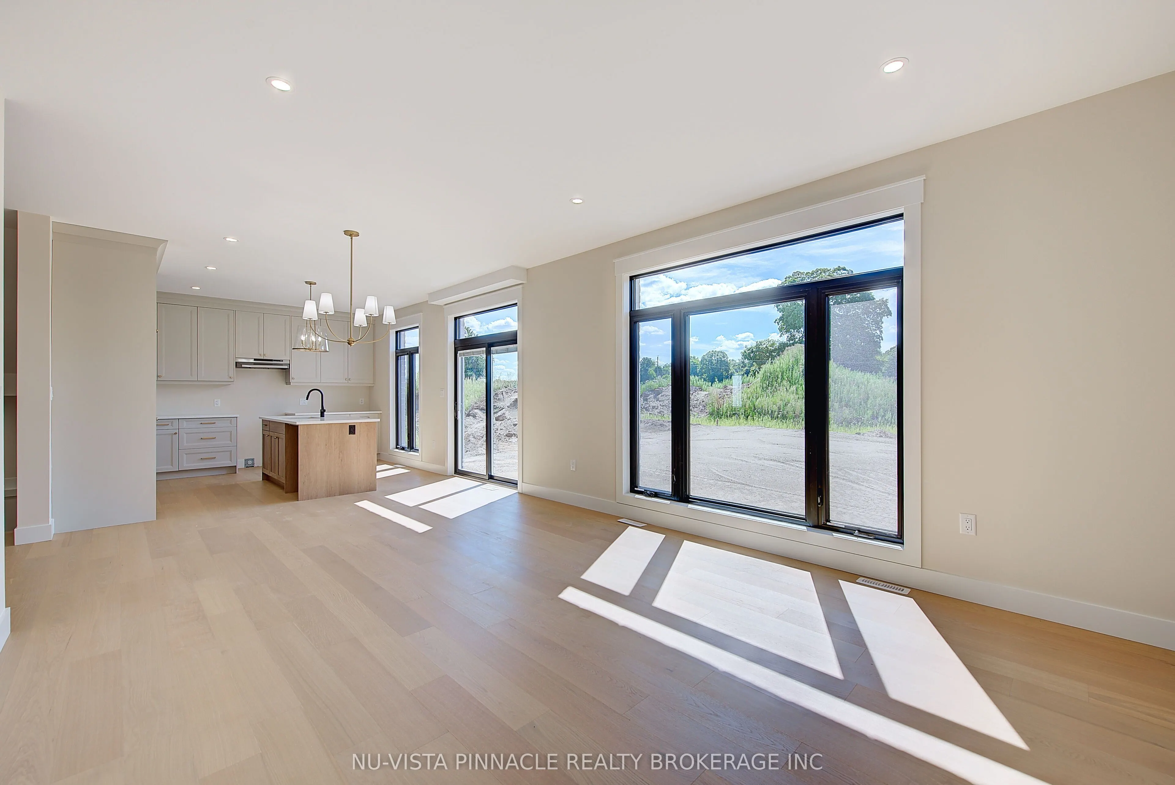 77 Basil Crescent