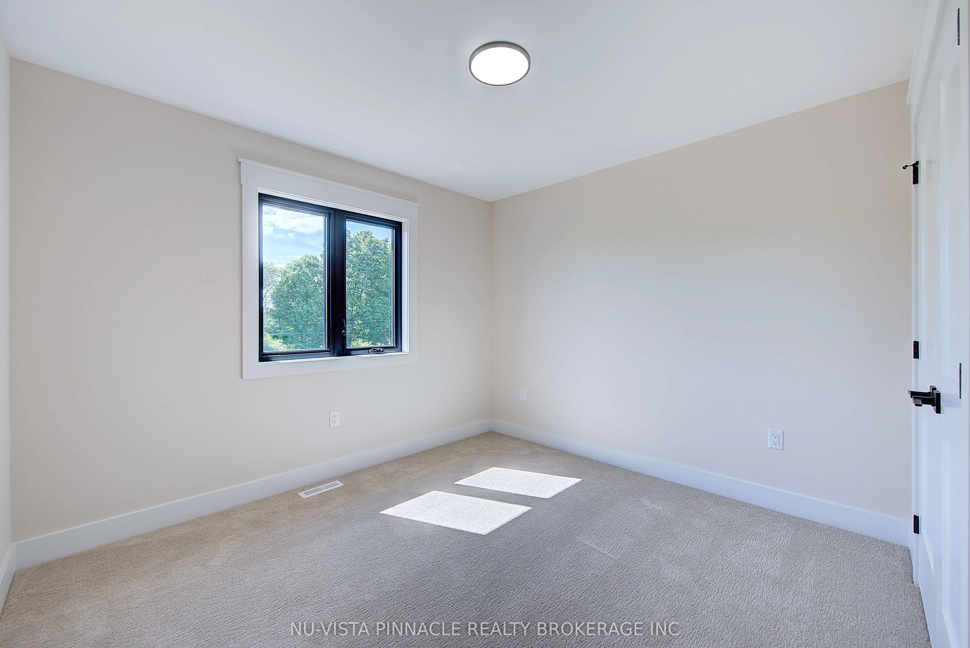 77 Basil Crescent