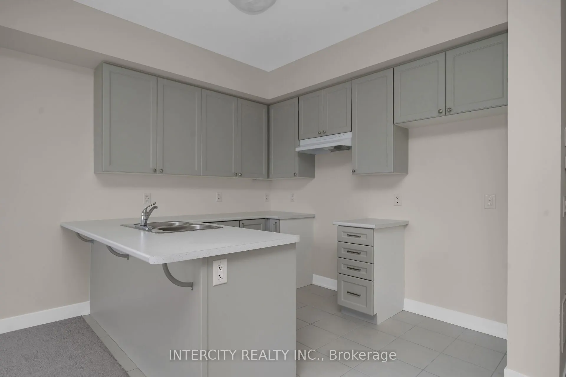 100 Walden Drive #Blk 7 Unit 3