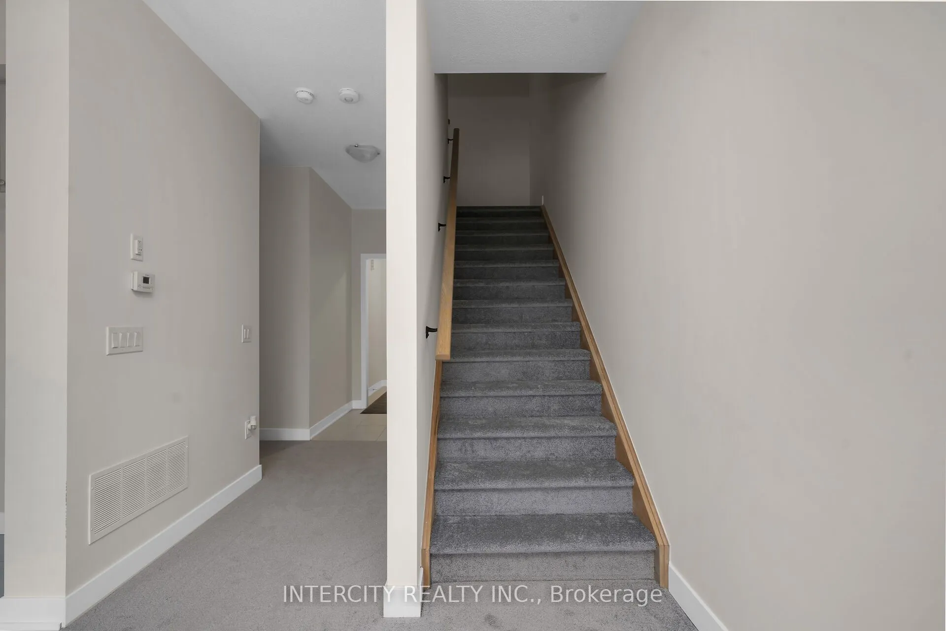 100 Walden Drive #Blk 7 Unit 3