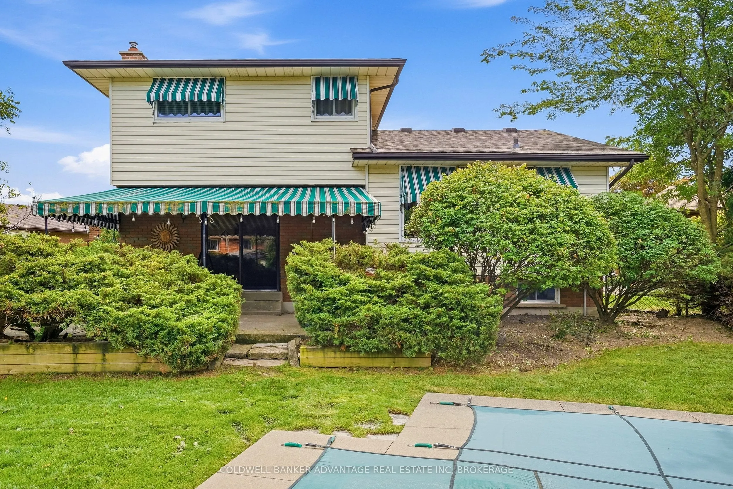 7 Lee Crescent