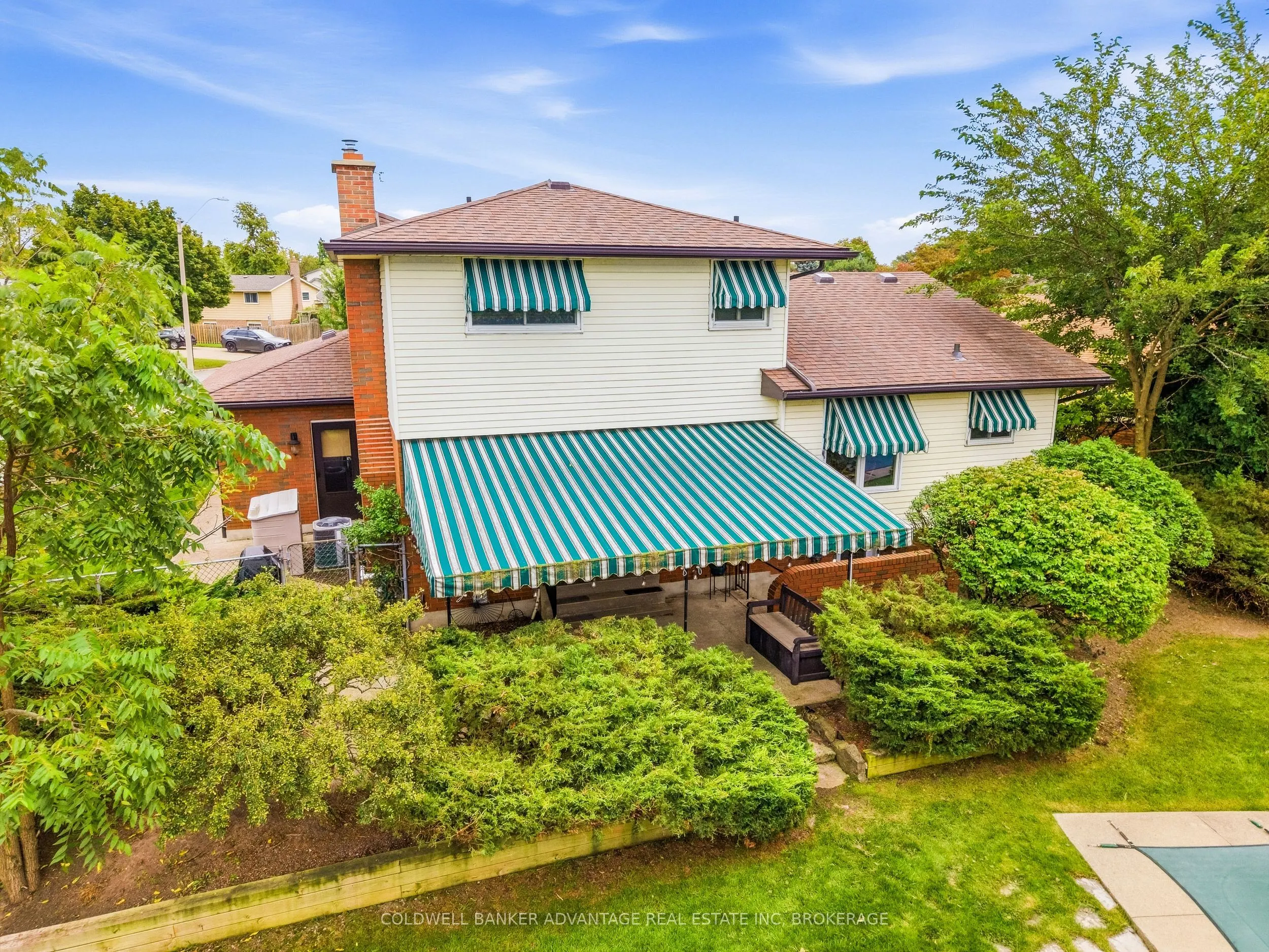 7 Lee Crescent