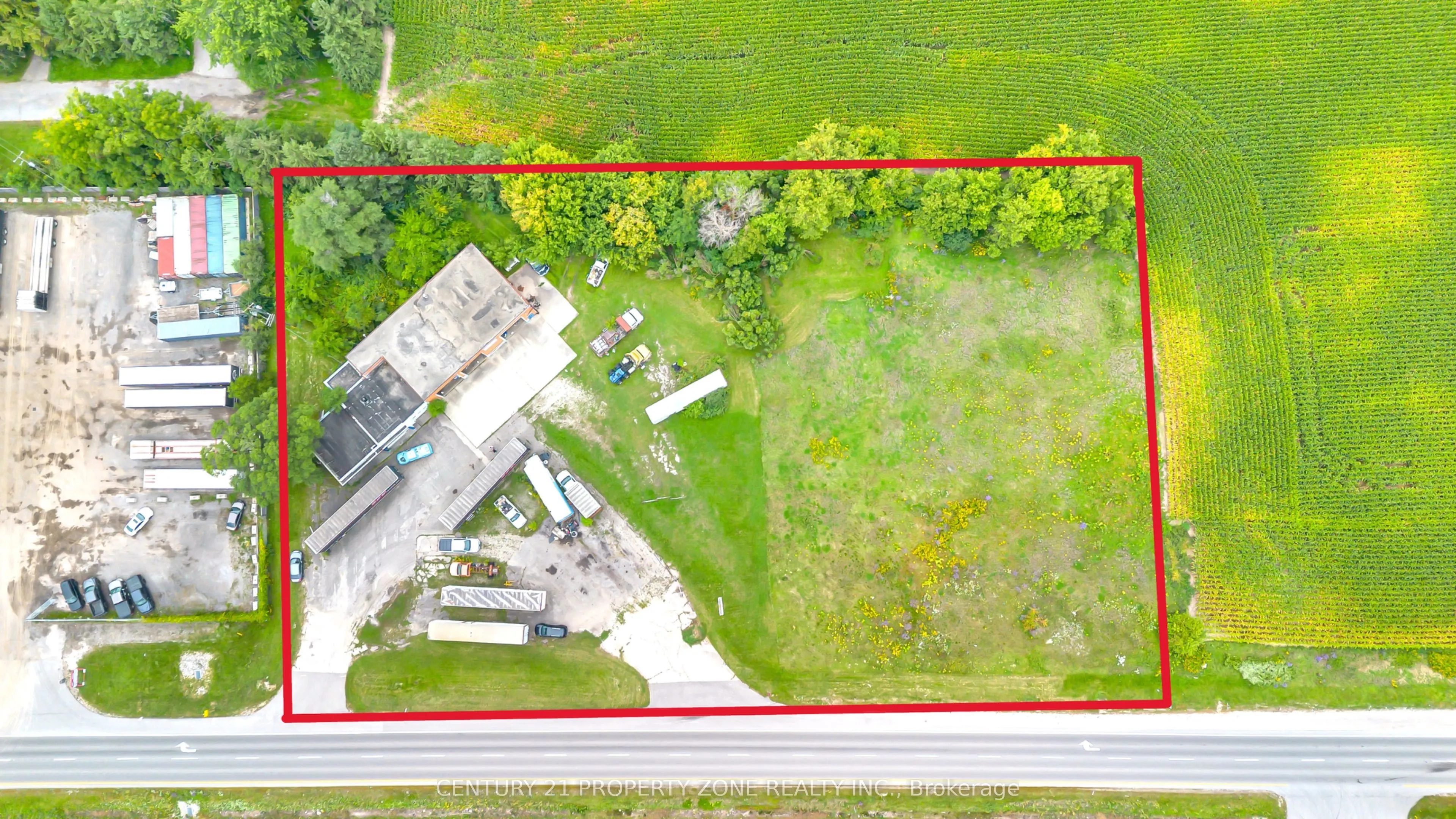 685722 Oxford County Hwy 2