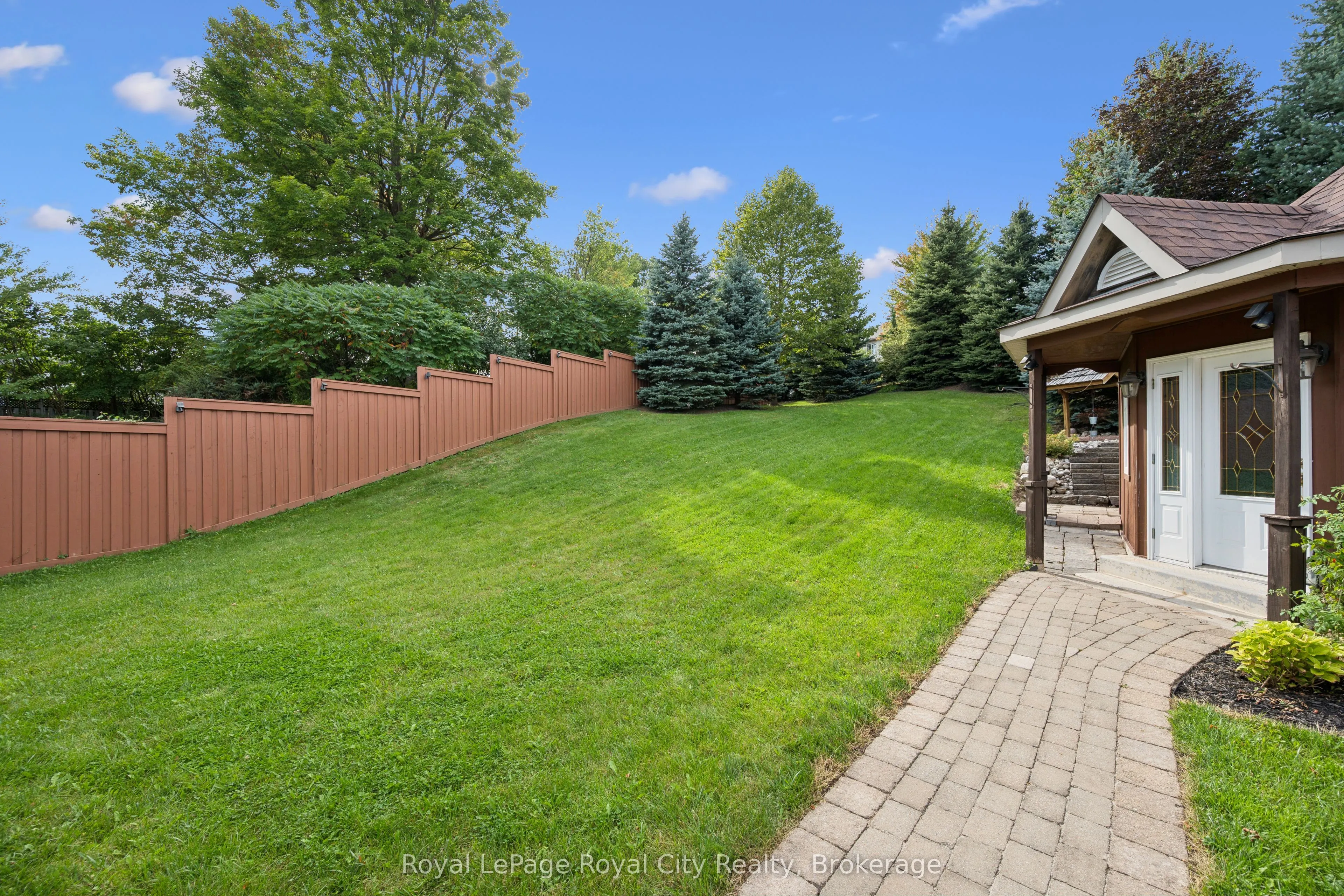 26 Frasson Drive