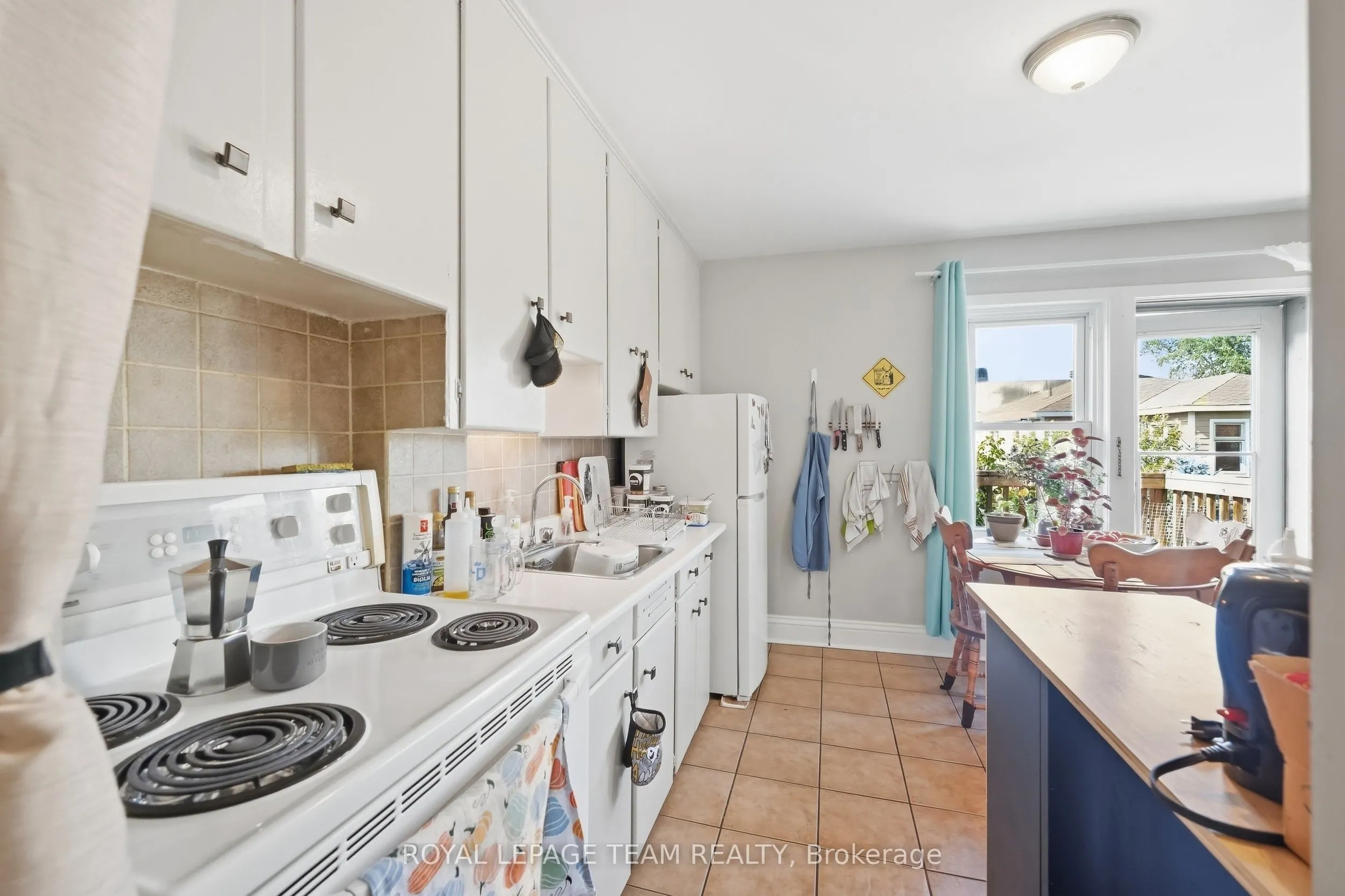 32 Melrose Avenue