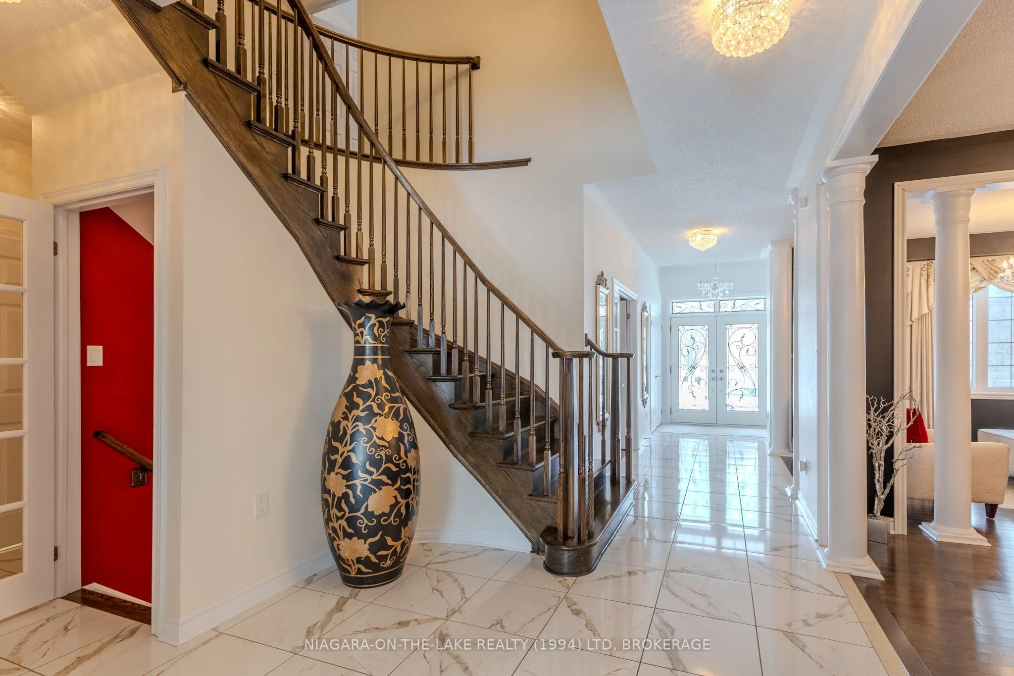 218 Wright Crescent