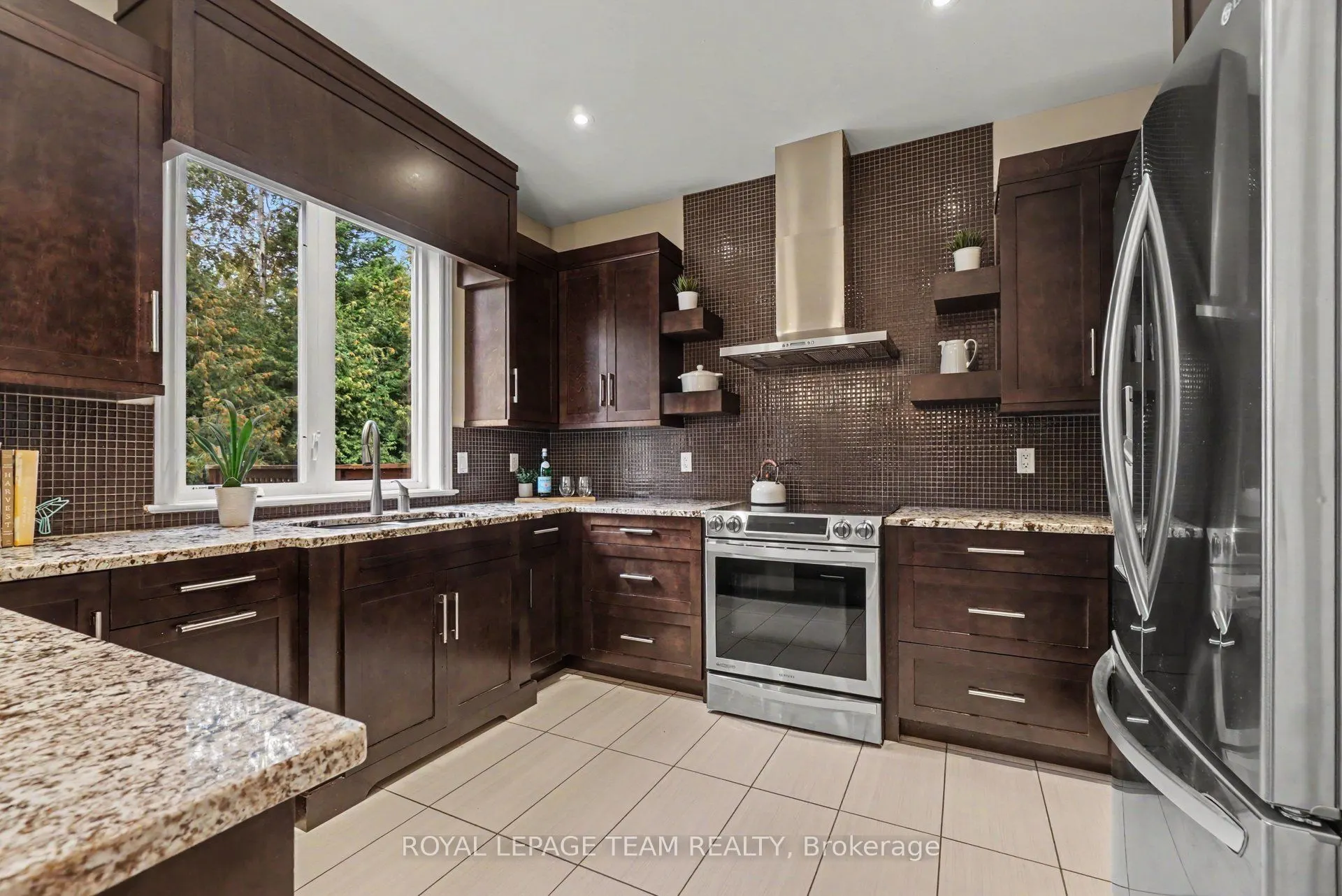 152 West Ridge Drive