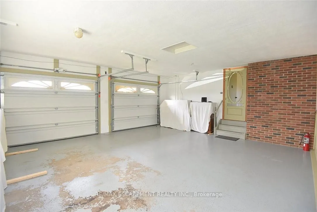 2407 Caistor Centre Road