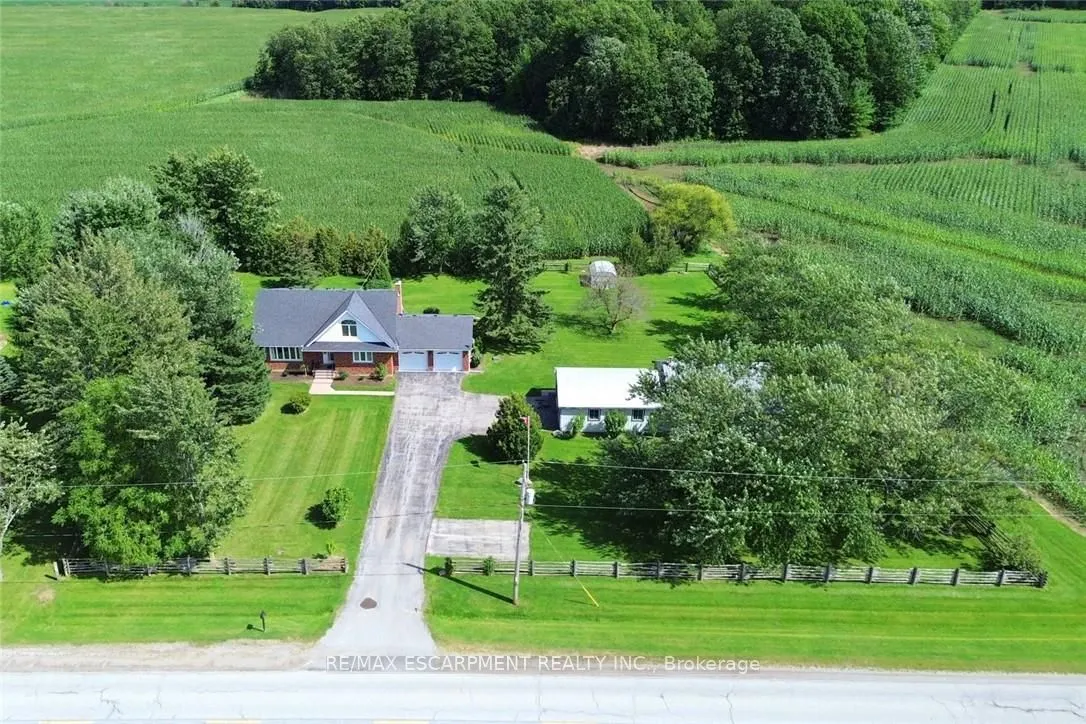 2407 Caistor Centre Road