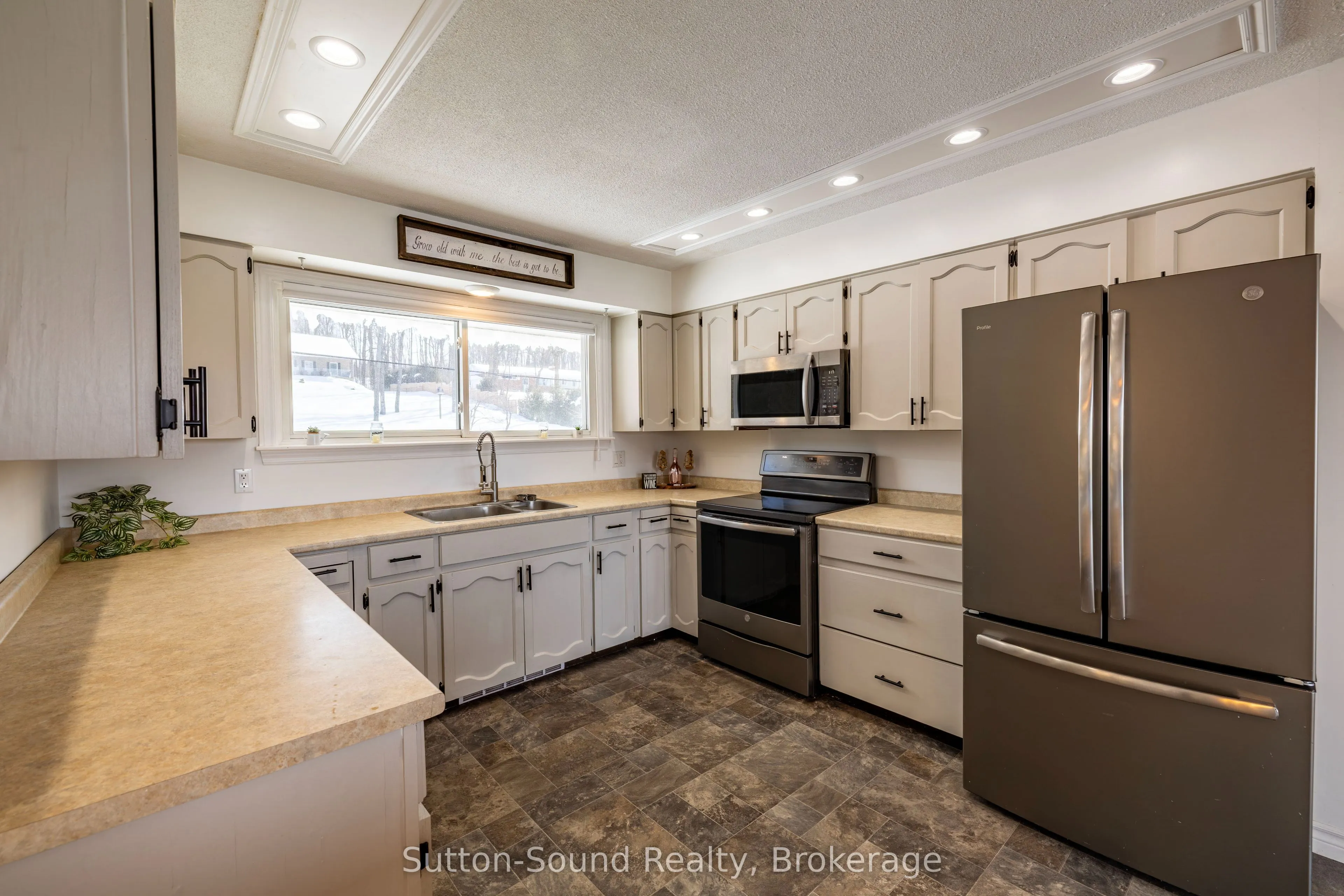 501297 Grey Road 1