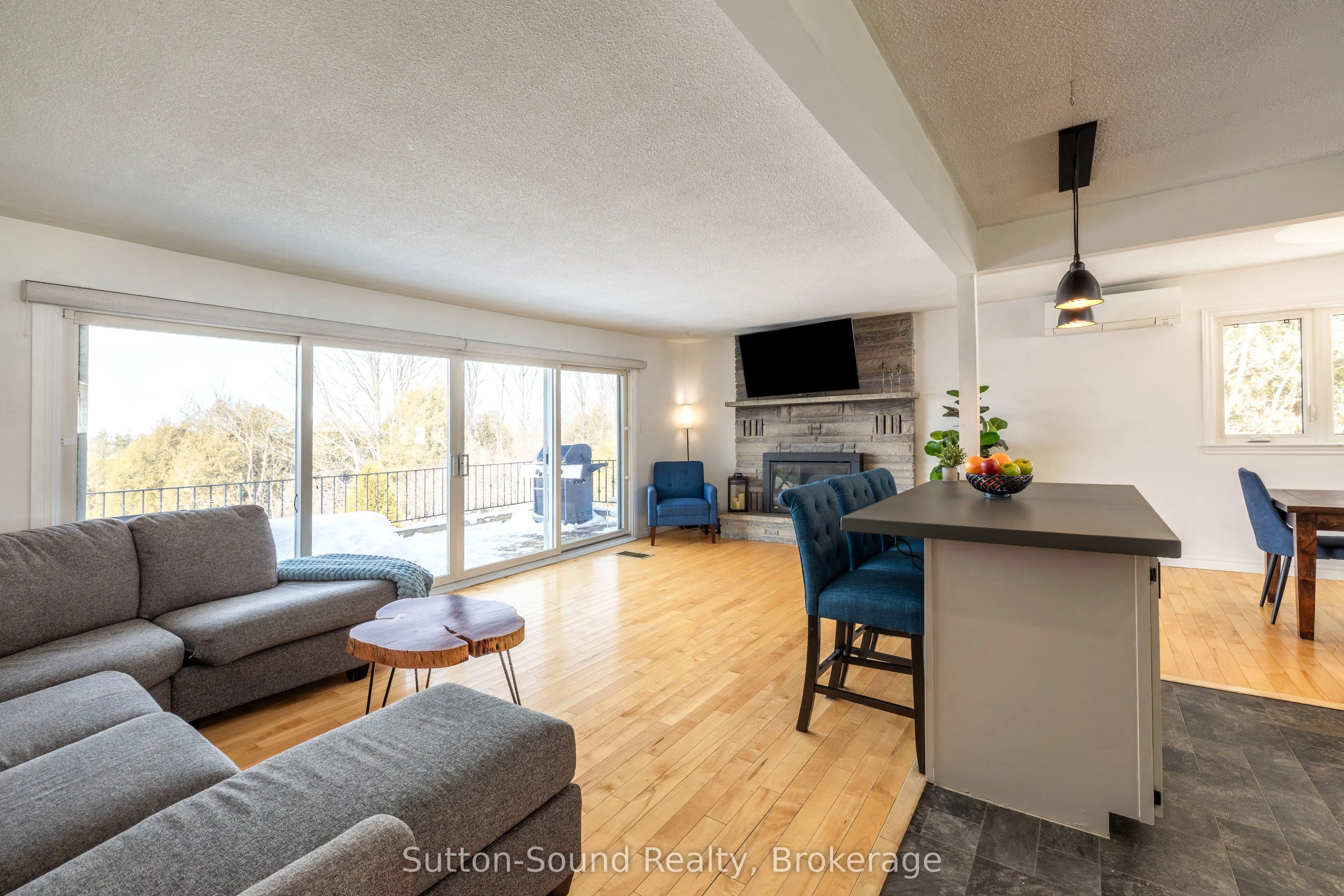 501297 Grey Road 1