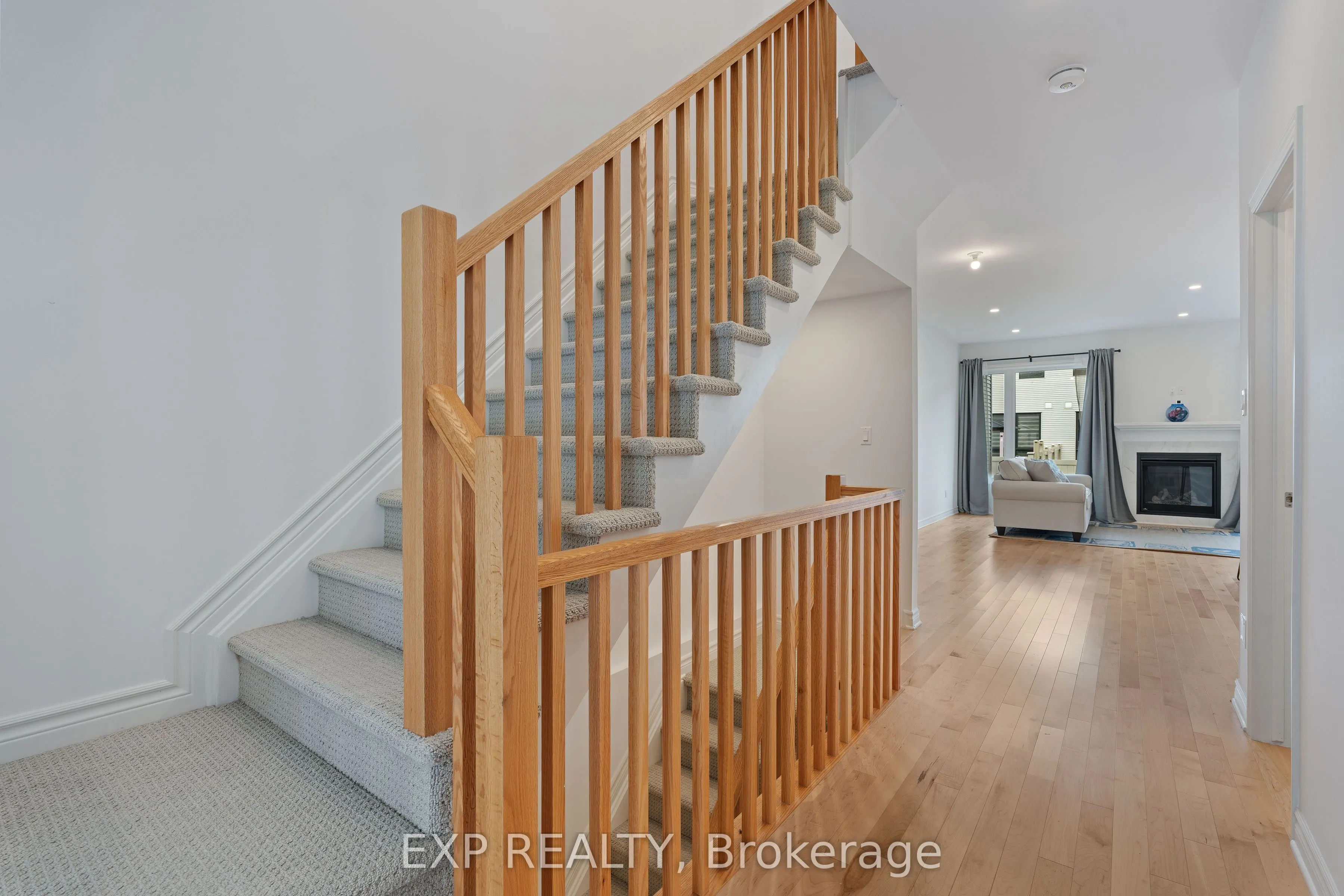 677 Cordelette Circle