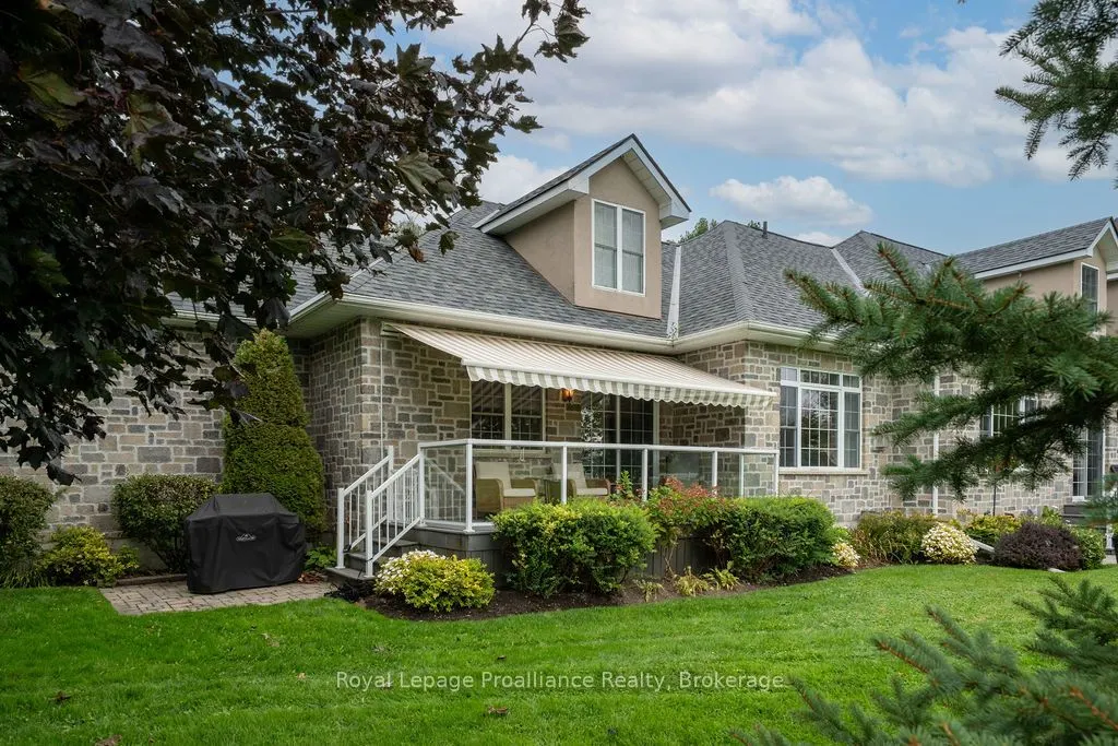 20 Gracefield Lane #16