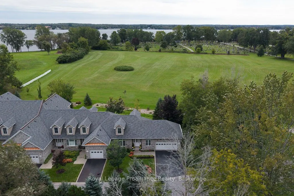 20 Gracefield Lane #16