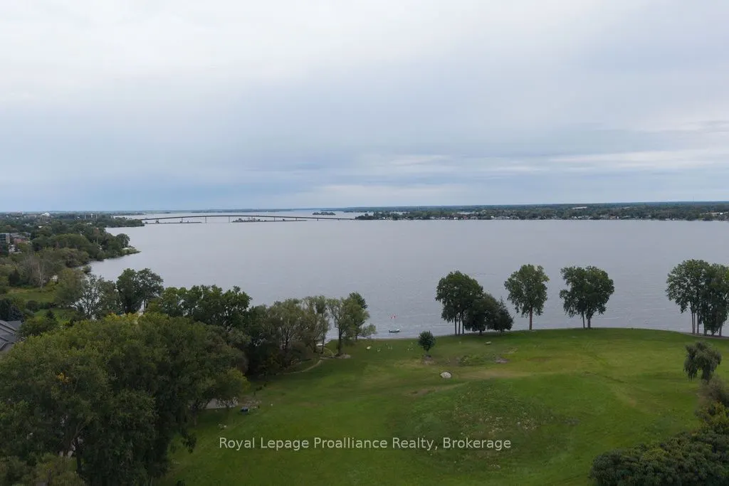 20 Gracefield Lane #16