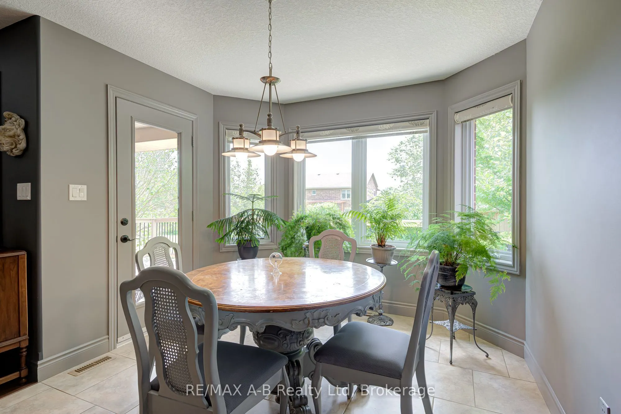 131 Guest Court