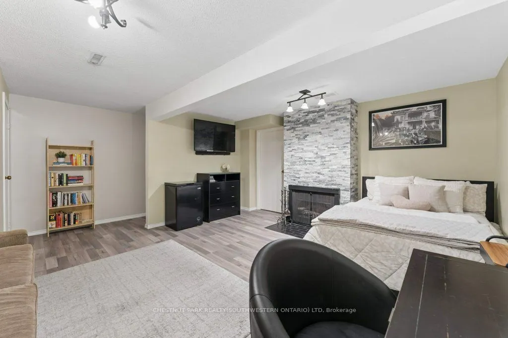 255 Northlake Drive #4