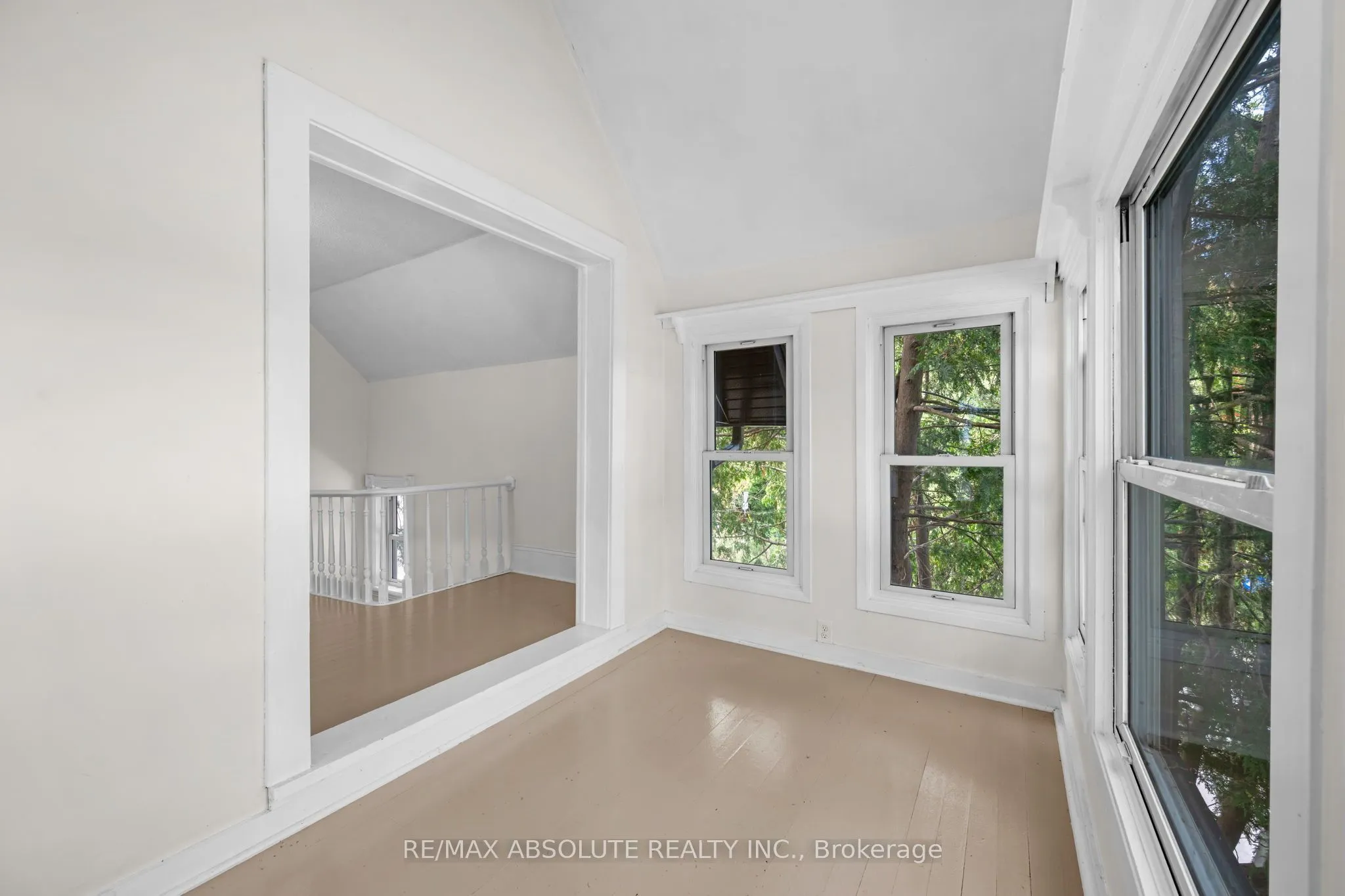 903 River Road