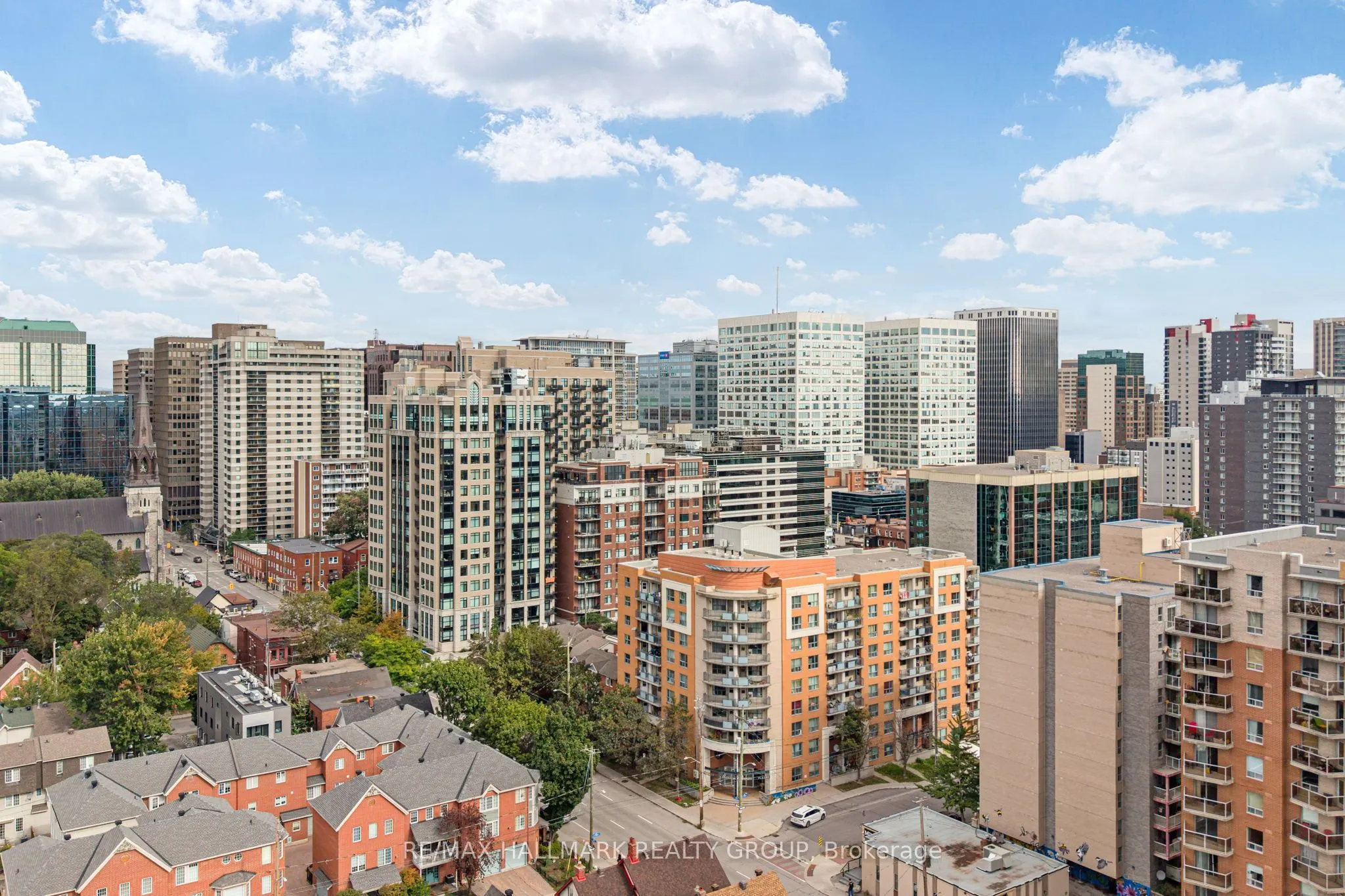429 Somerset Street W #511
