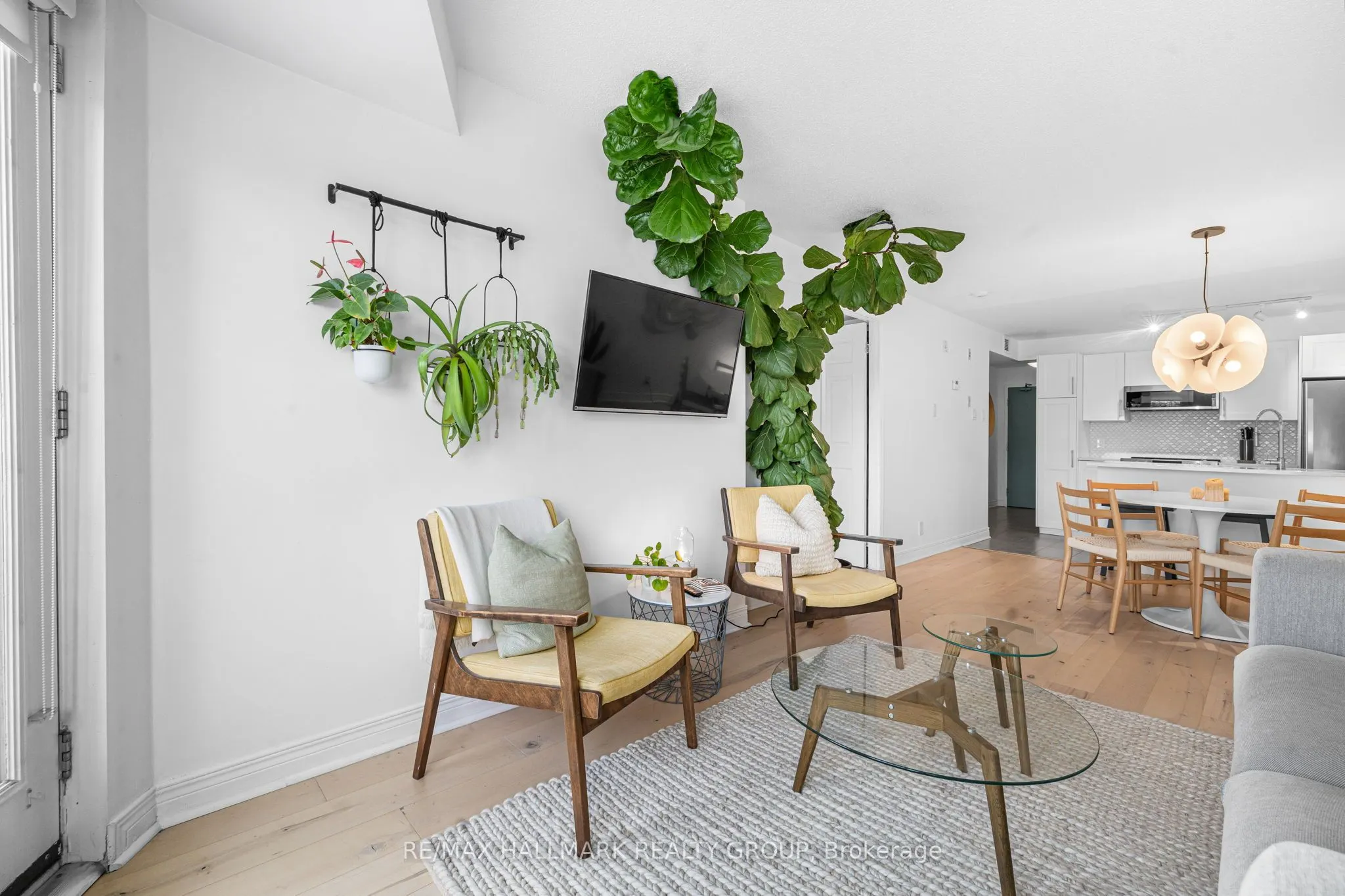 429 Somerset Street W #511