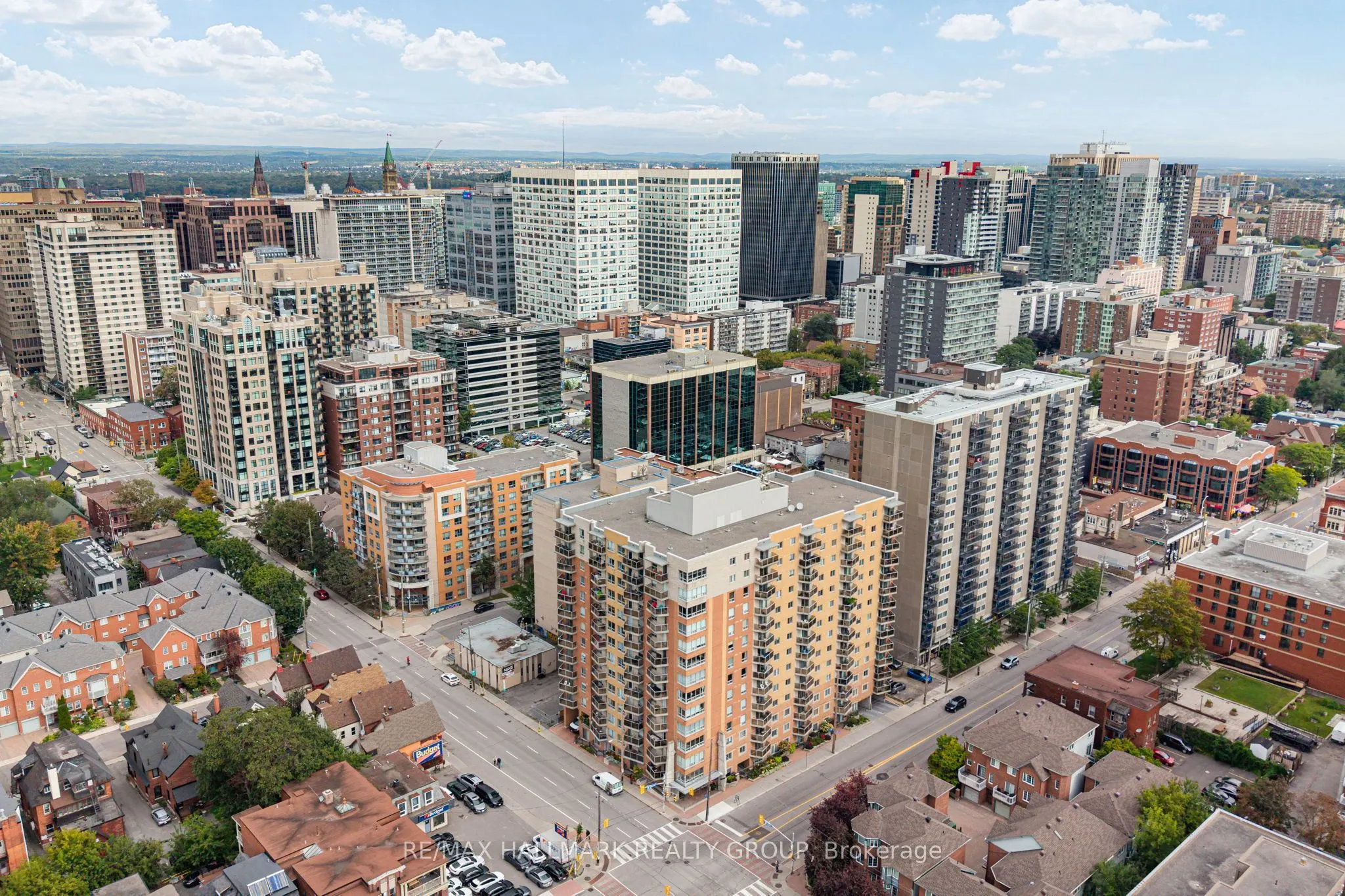 429 Somerset Street W #511