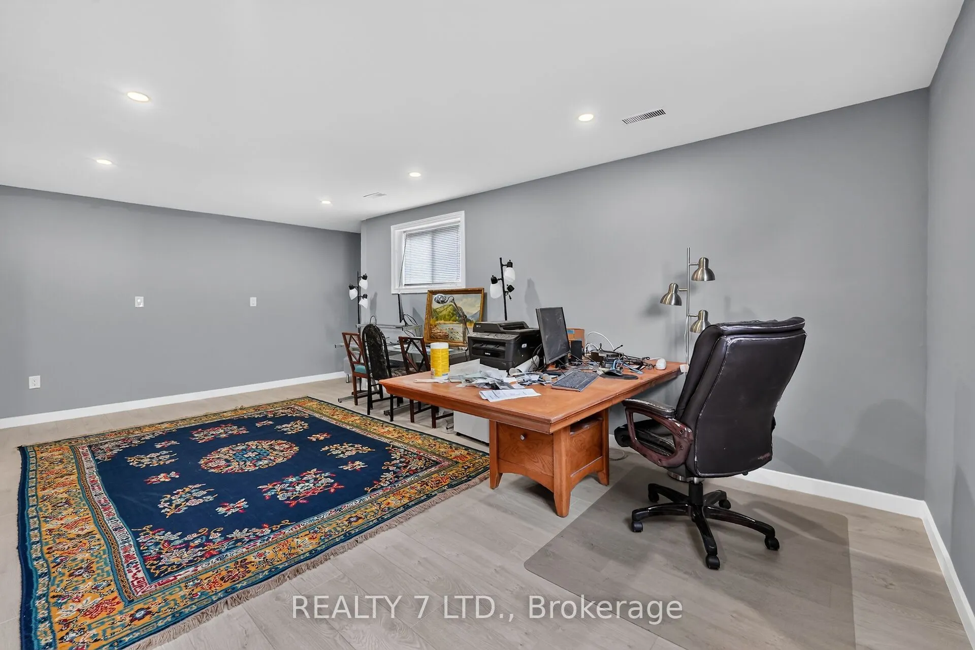 54 COWAN Drive