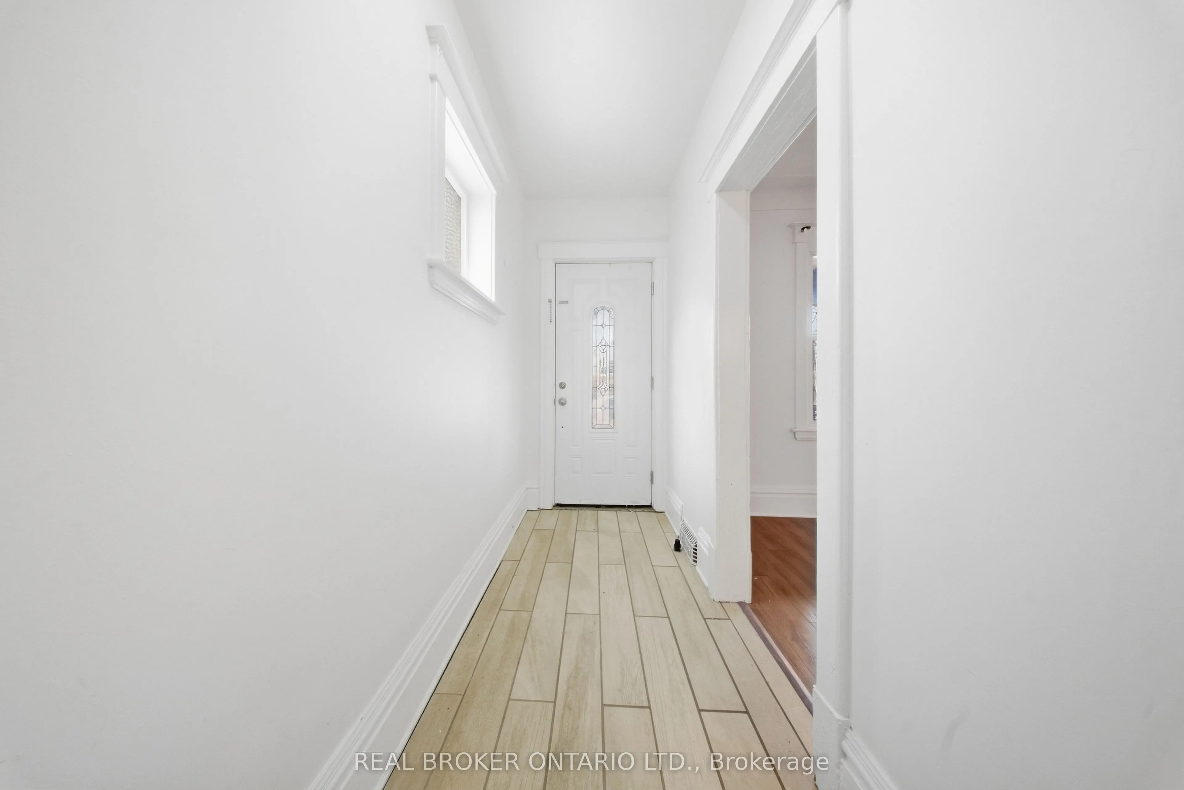 1082 Cannon Street E