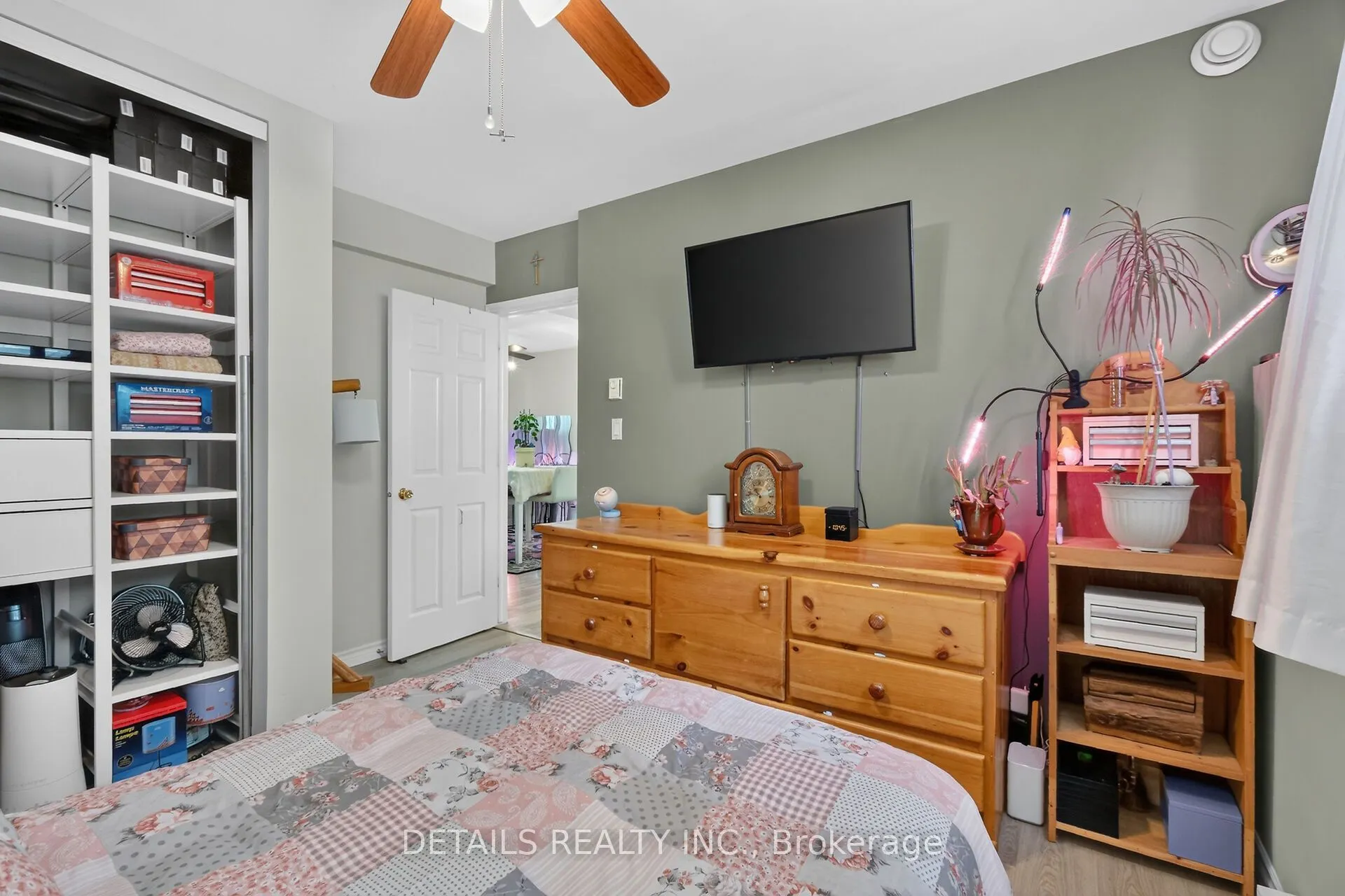 75 Lapointe Boulevard #3C