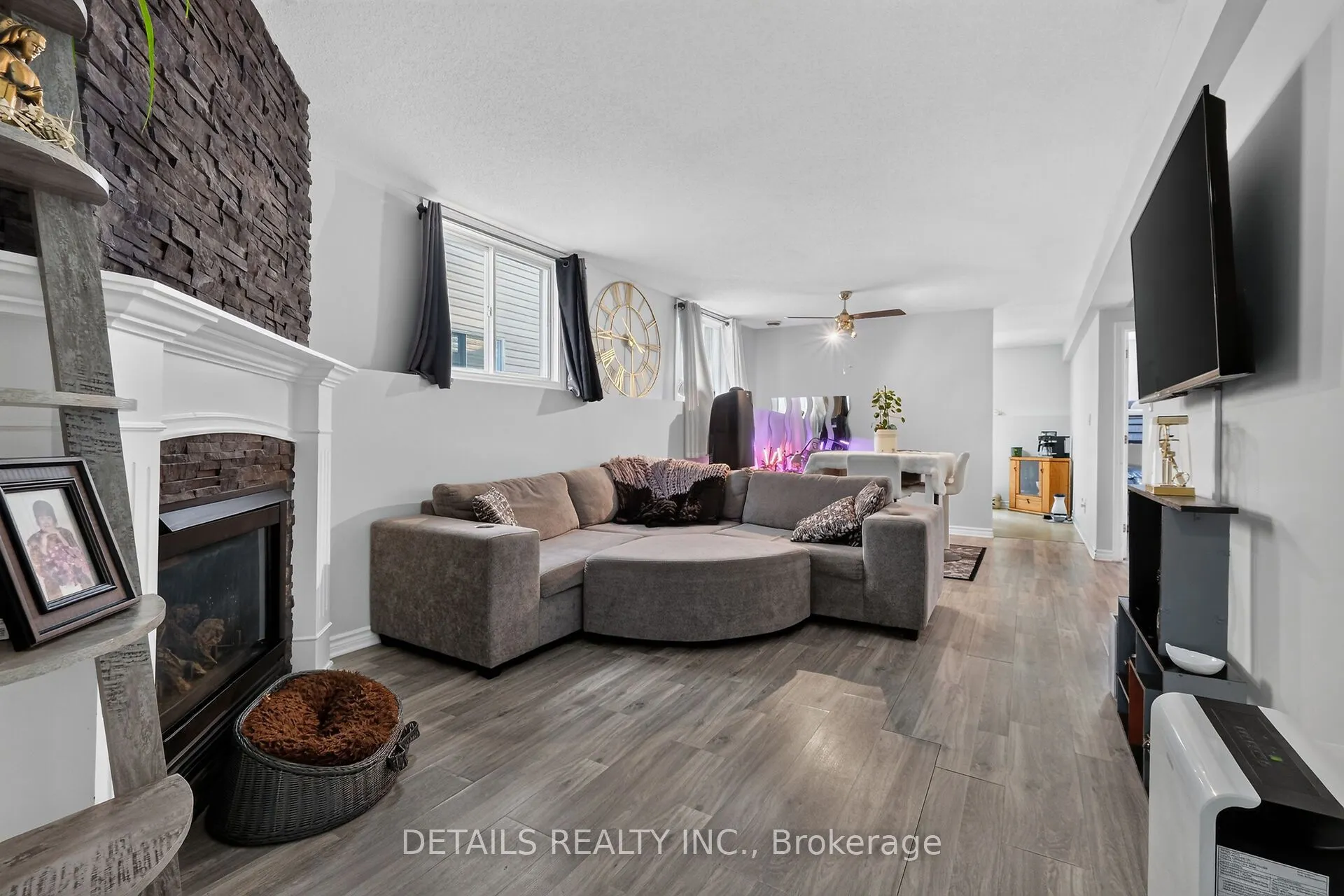 75 Lapointe Boulevard #3C