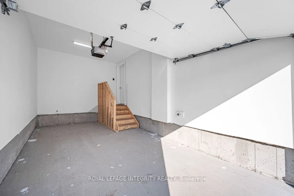 875 CONTOUR Street #A