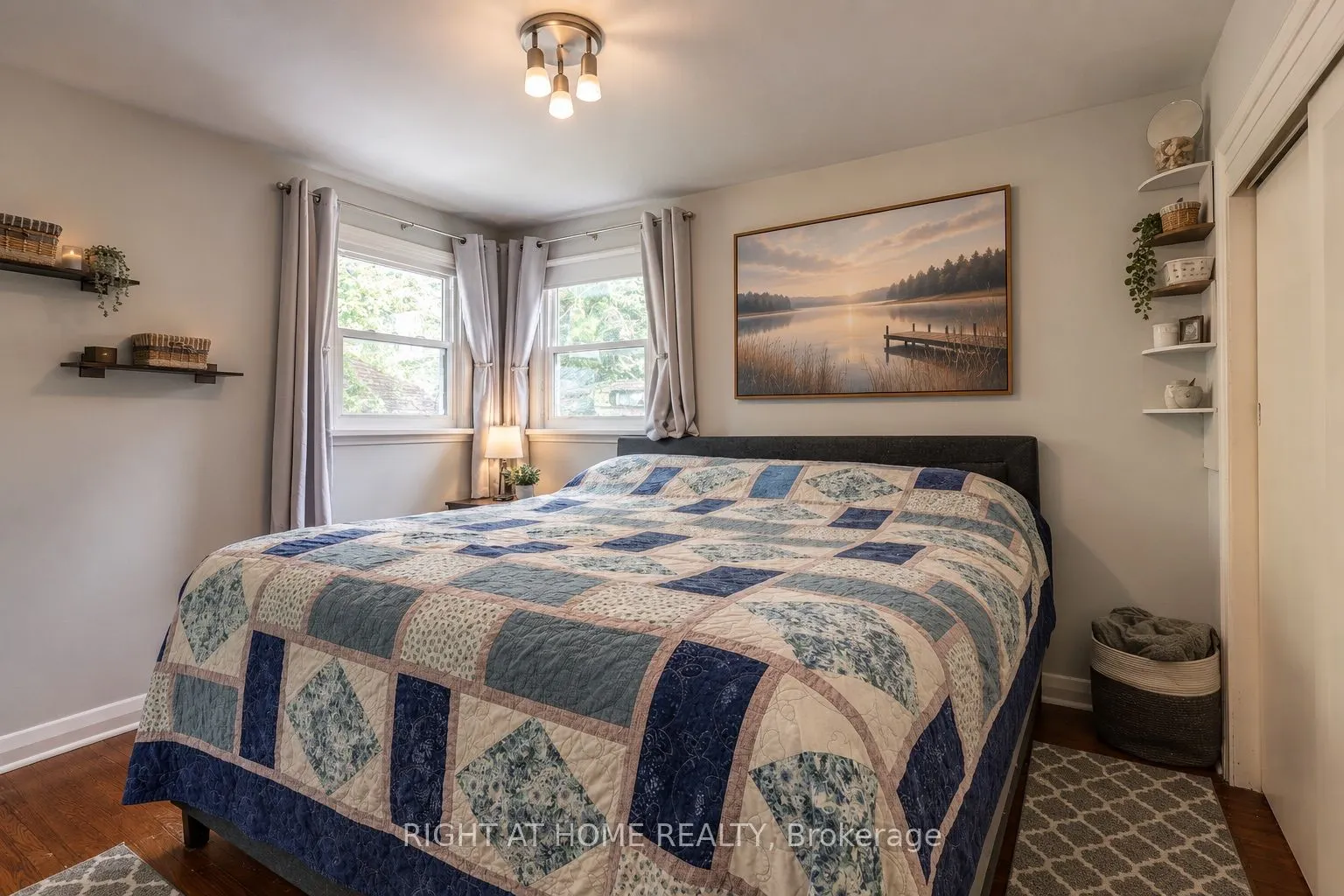 42 Graham Crescent