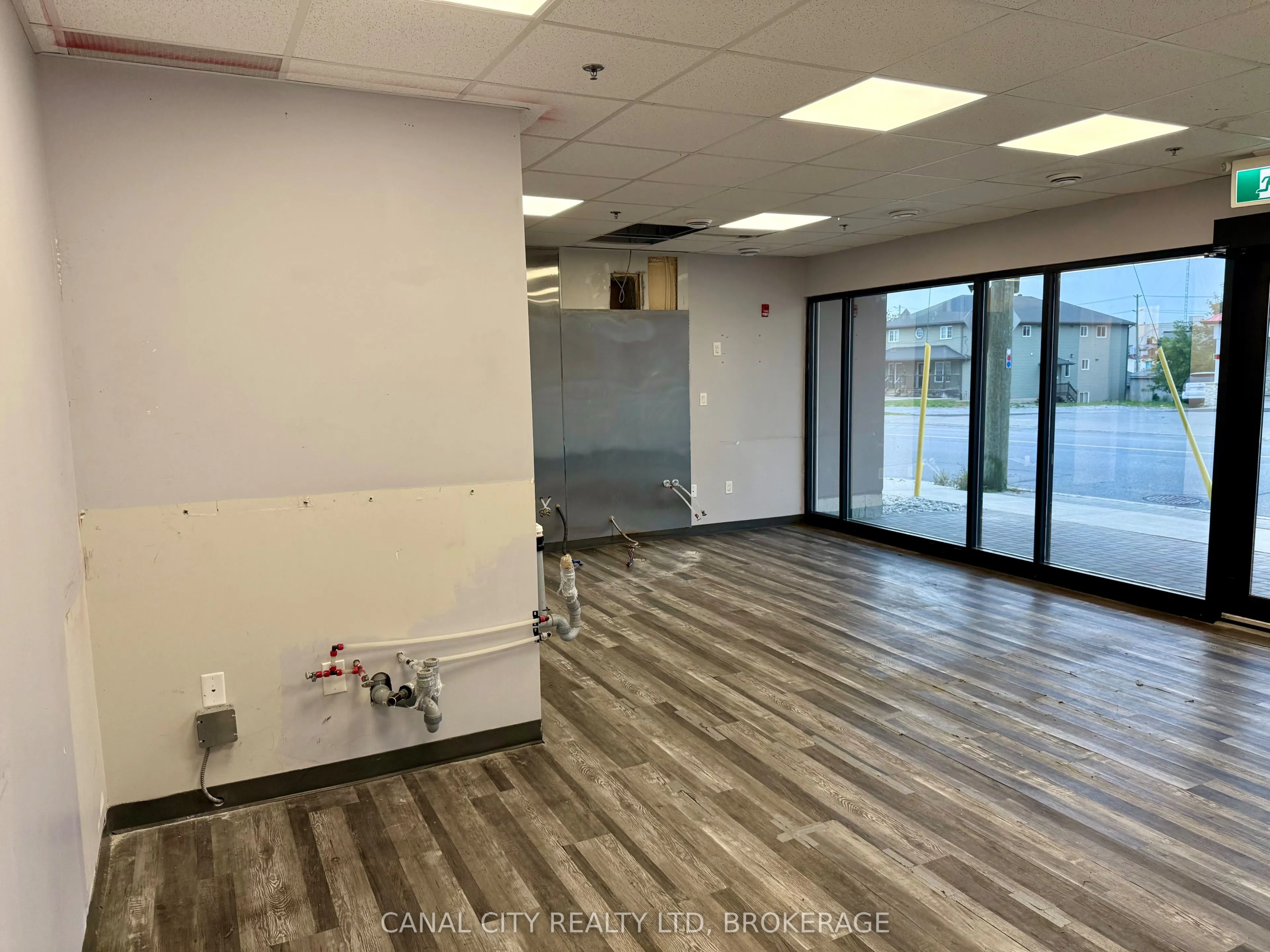 29 Pine Street S #1