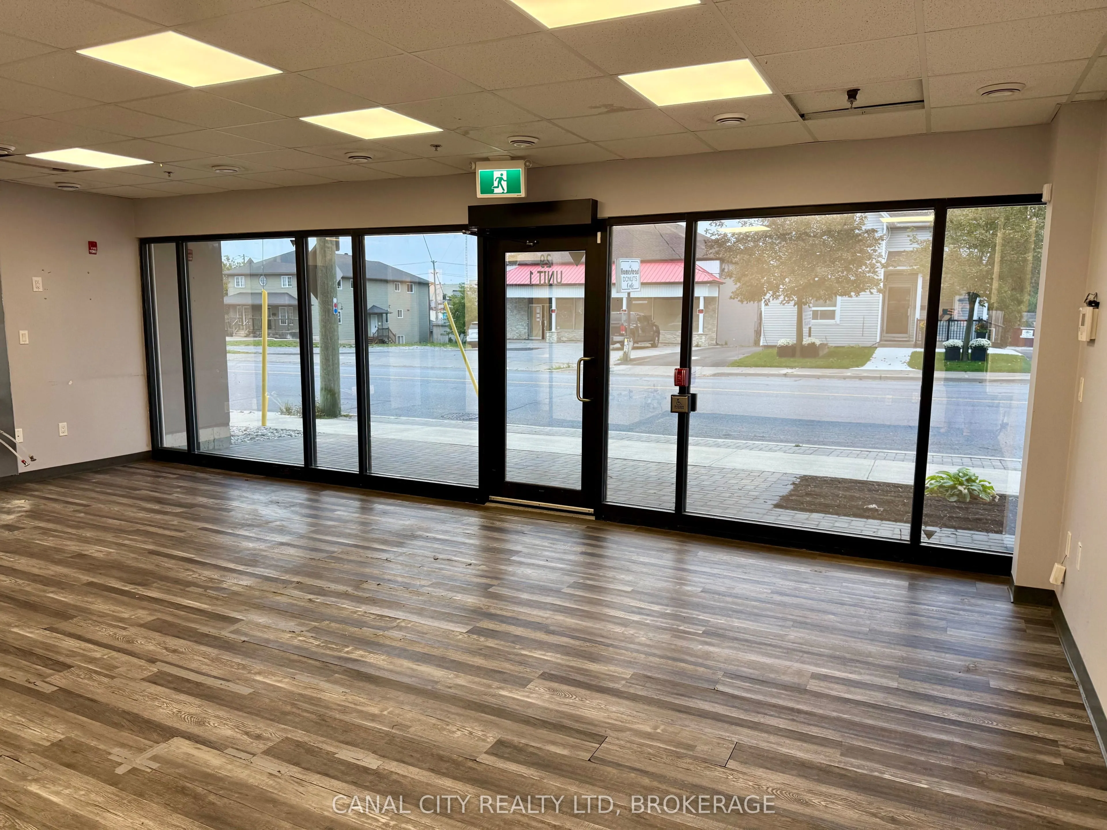 29 Pine Street S #1