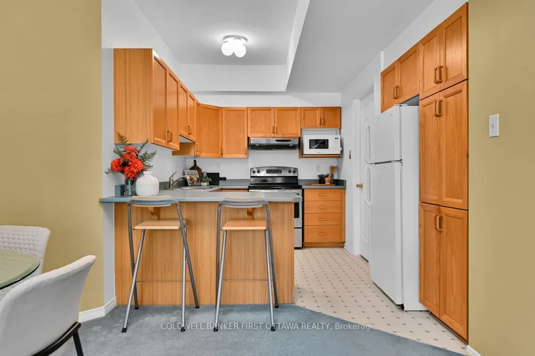 99 Robson Court #11