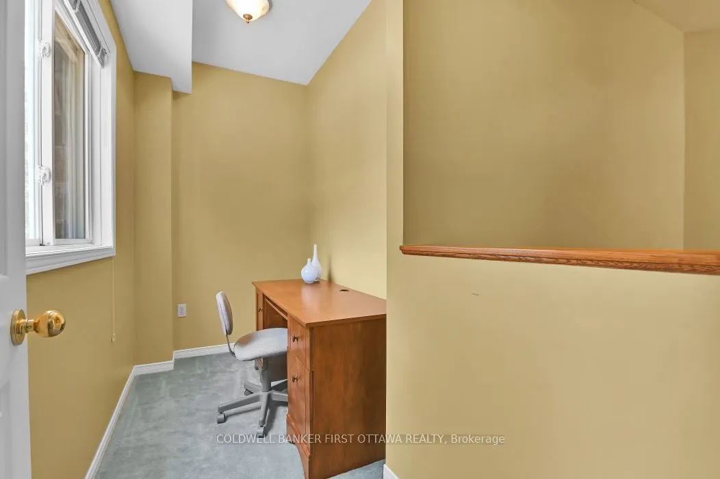 99 Robson Court #11