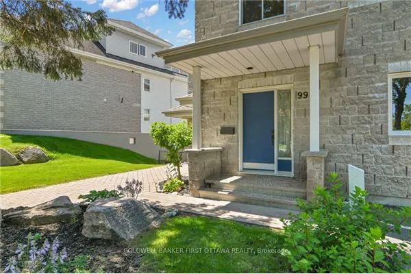 99 Robson Court #11