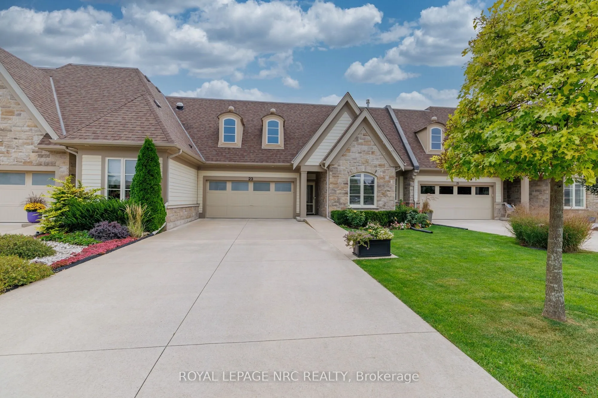 23 Francesco Crescent