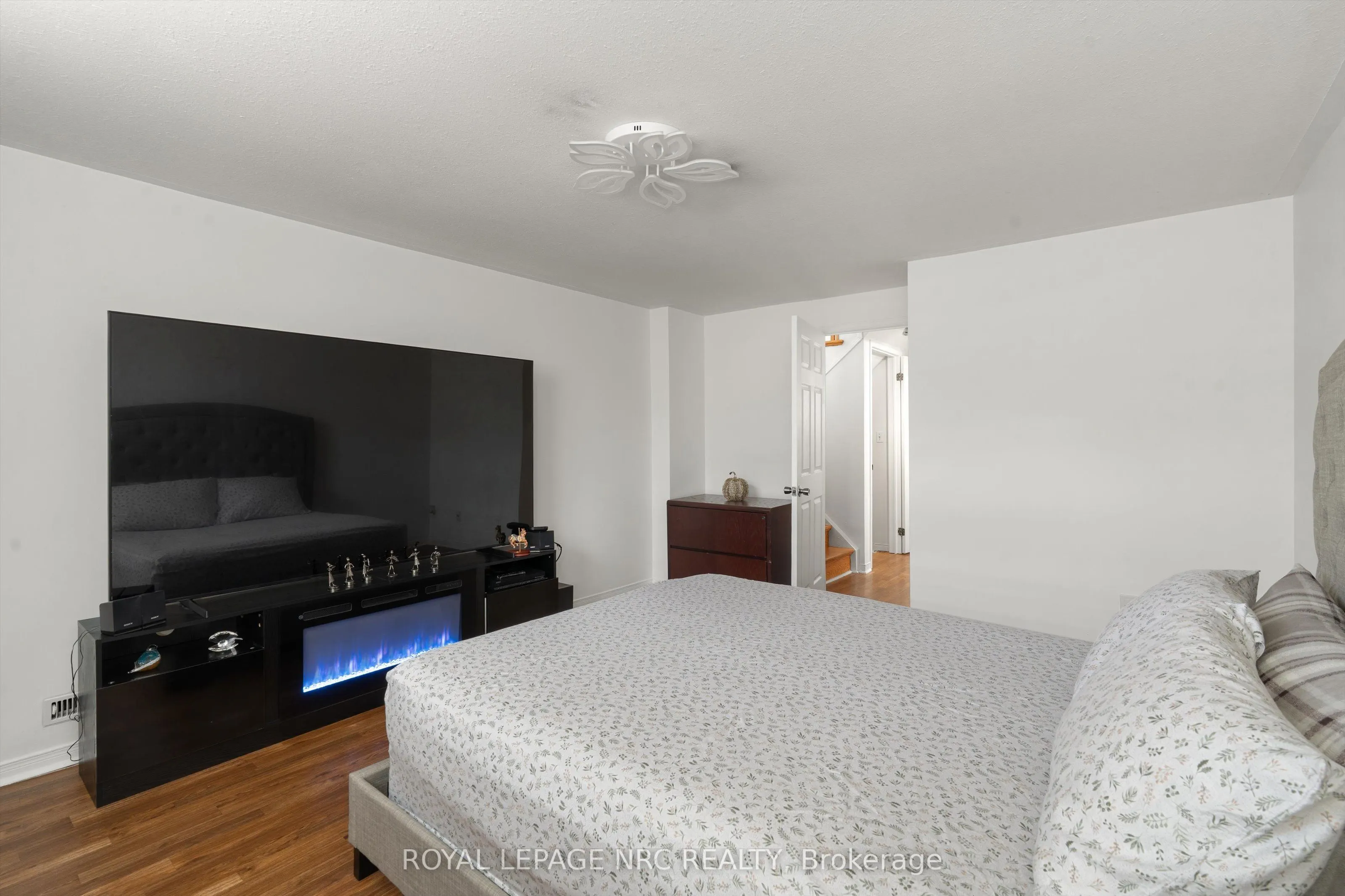 147 St Lawrence Drive